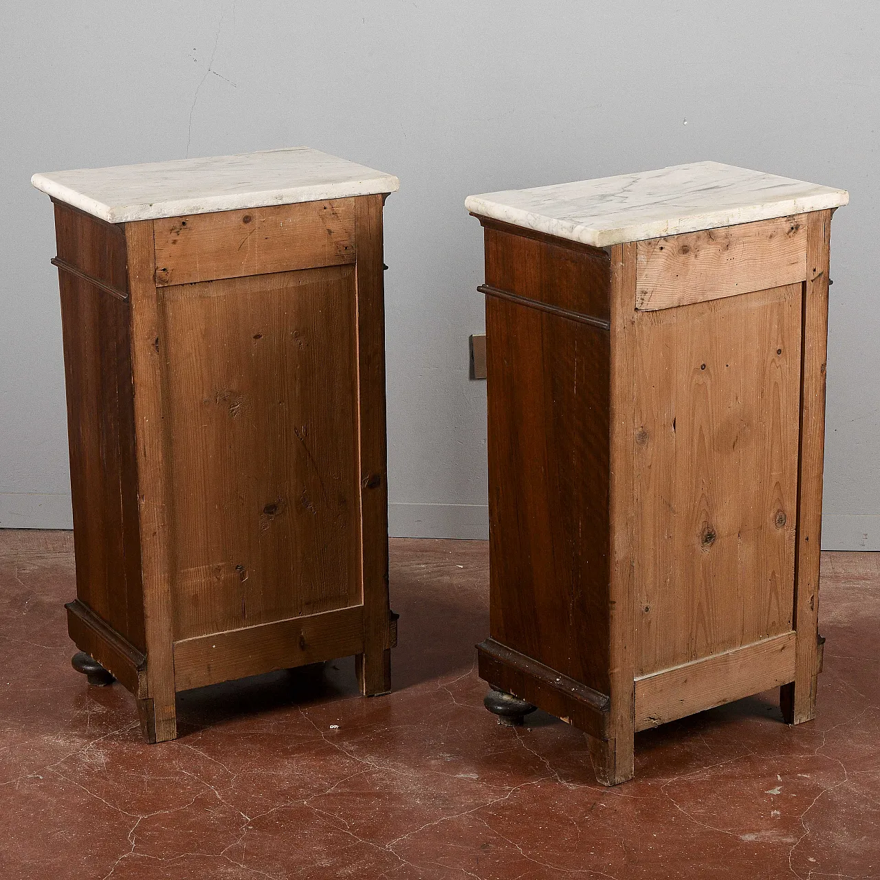 Coppia di comodini con piano in marmo bianco, fine '800 6