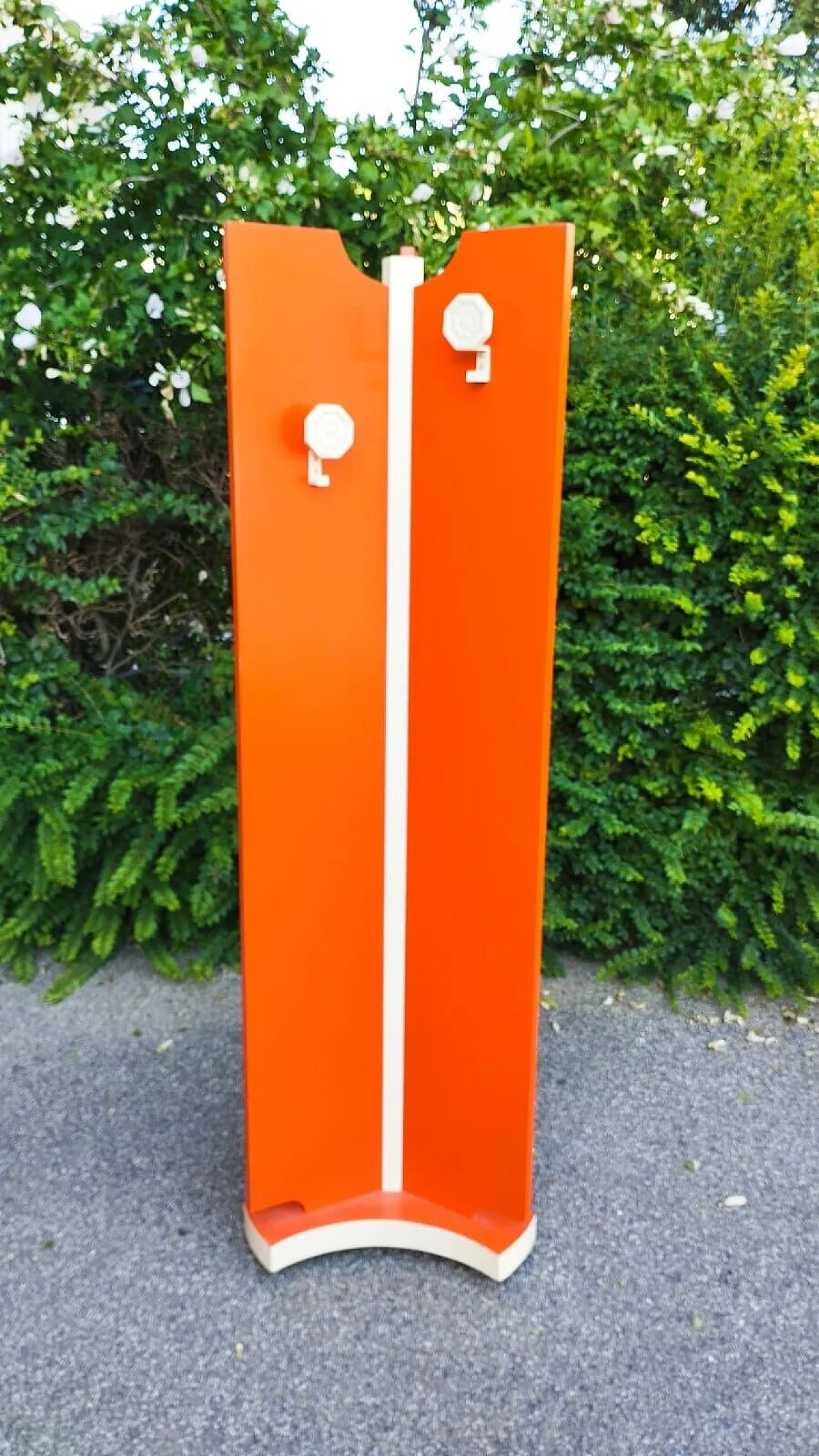 Wooden clothes rack, 1970s 6