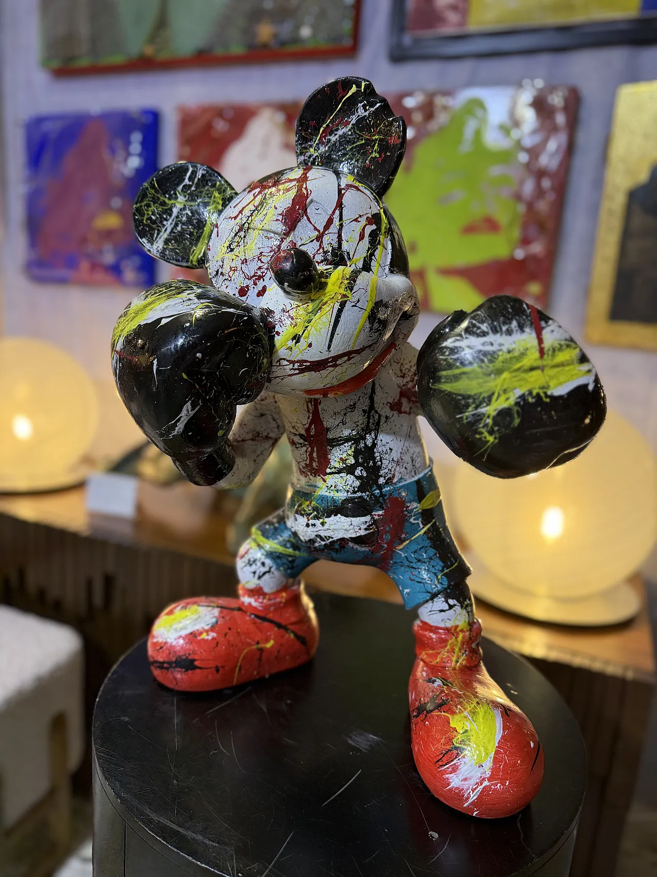 Mickey Mous sculpture in resin, 2000s 14