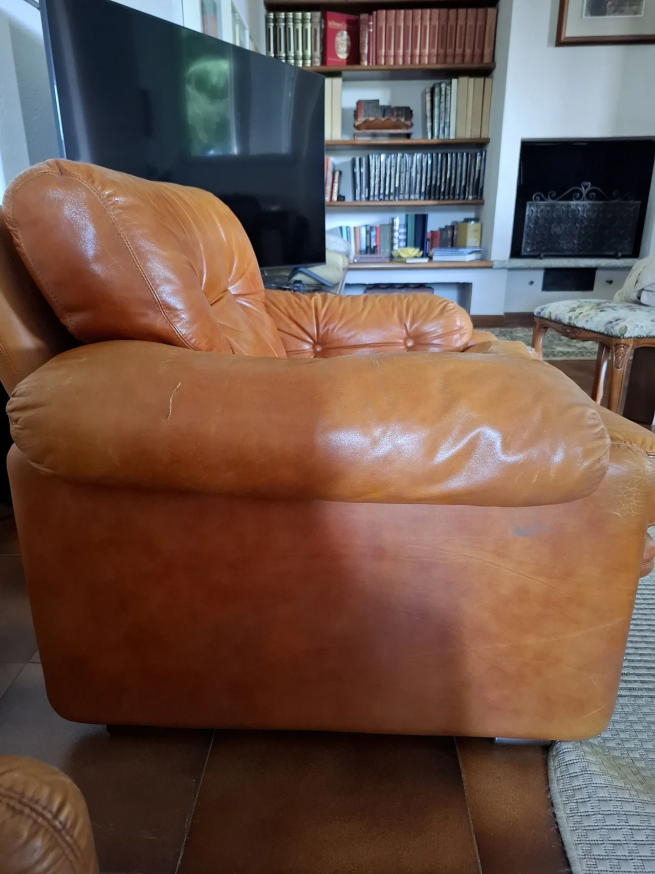 Divano e poltrone Coronado in pelle marrone Tobia Scarpa B&B, '70 7