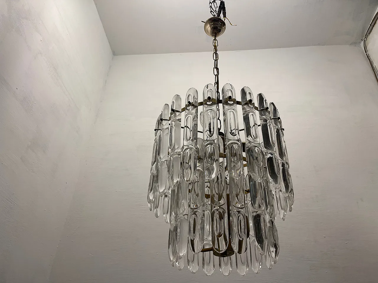 Lampadario in cristallo e ottone di Gaetano Sciolari, anni '70 5