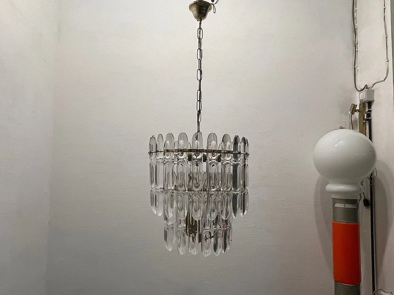 Lampadario in cristallo e ottone di Gaetano Sciolari, anni '70 8