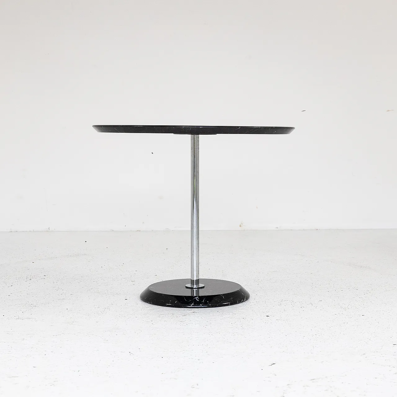 Marquinia black marble round table, 1970s 2