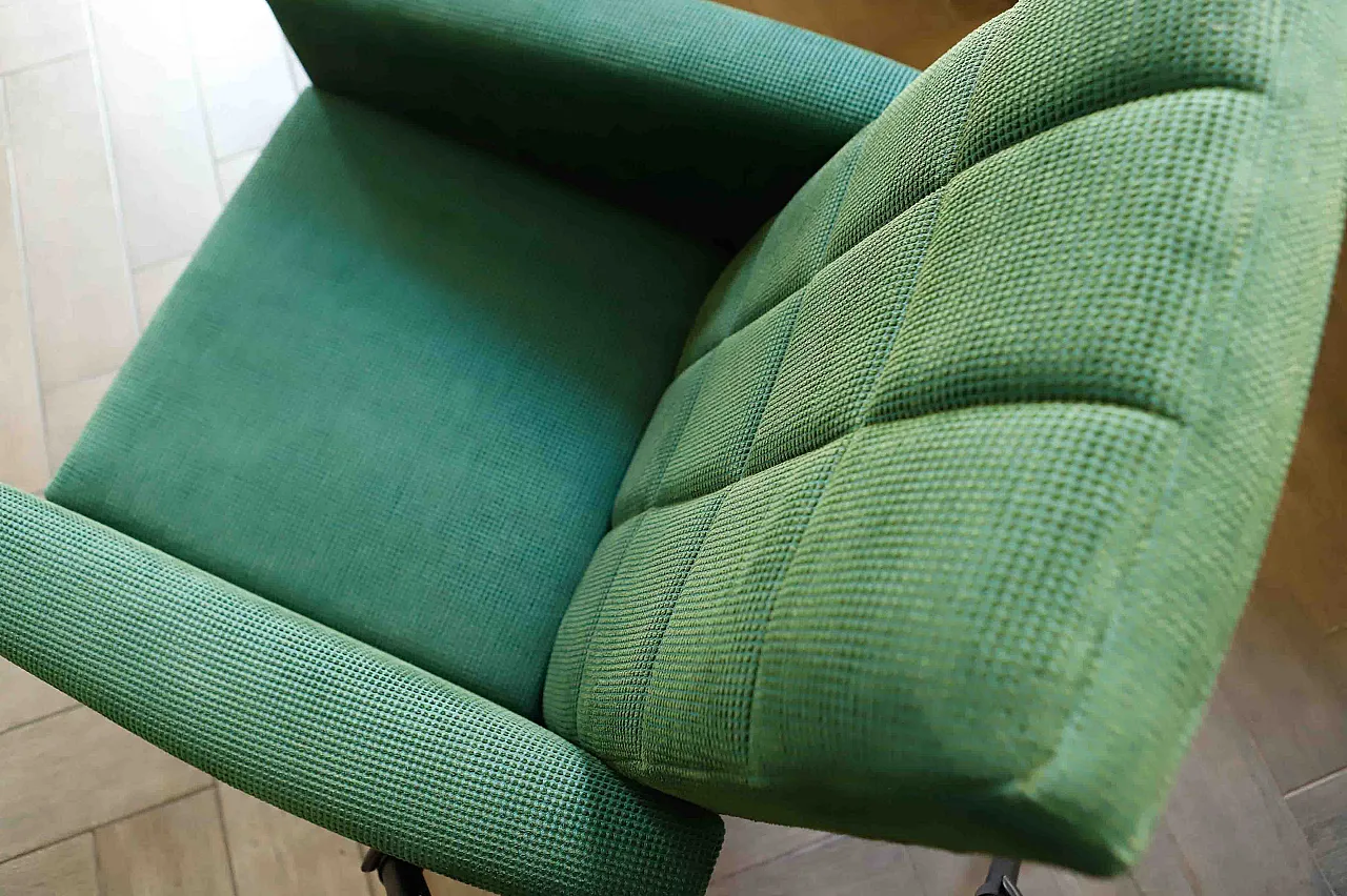 Coppia di sedie girevoli retrò su rotelle 17