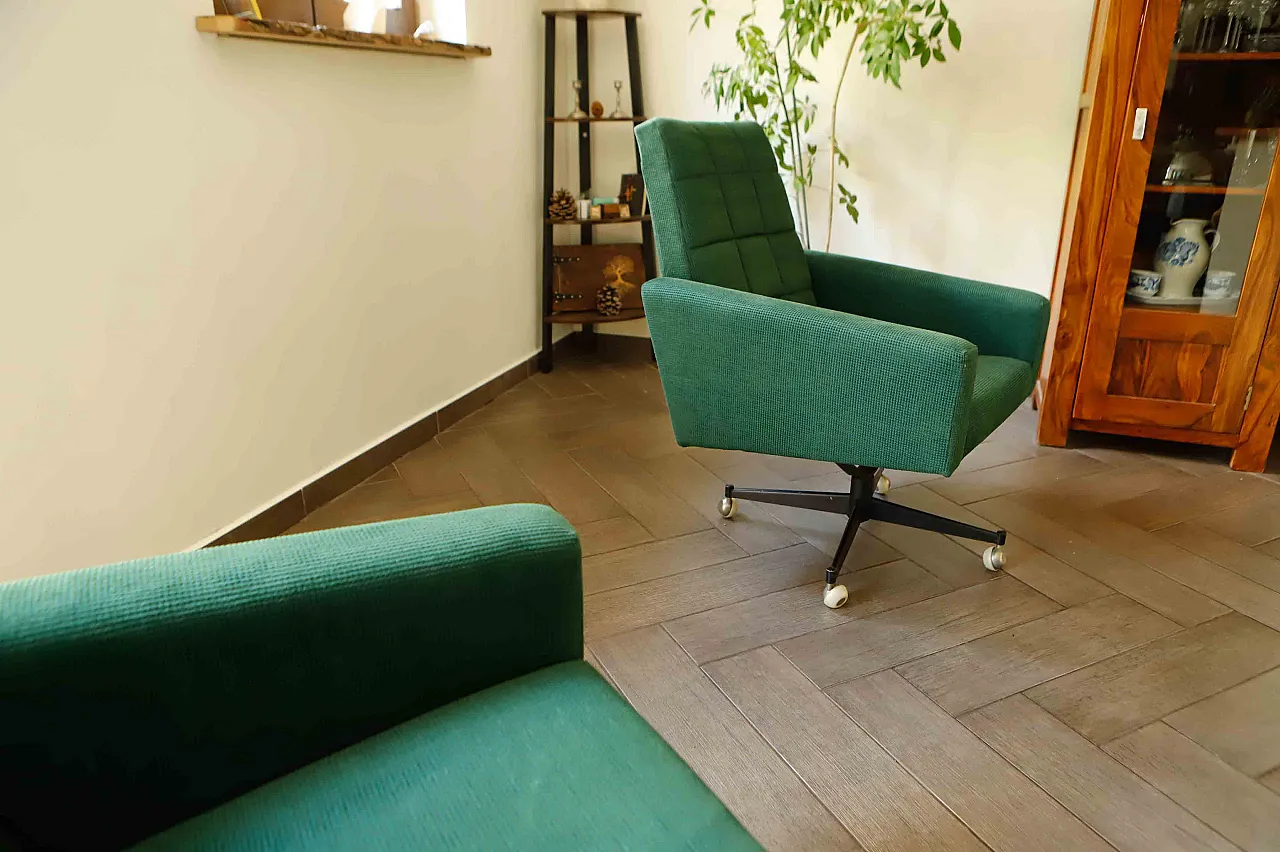 Coppia di sedie girevoli retrò su rotelle 20