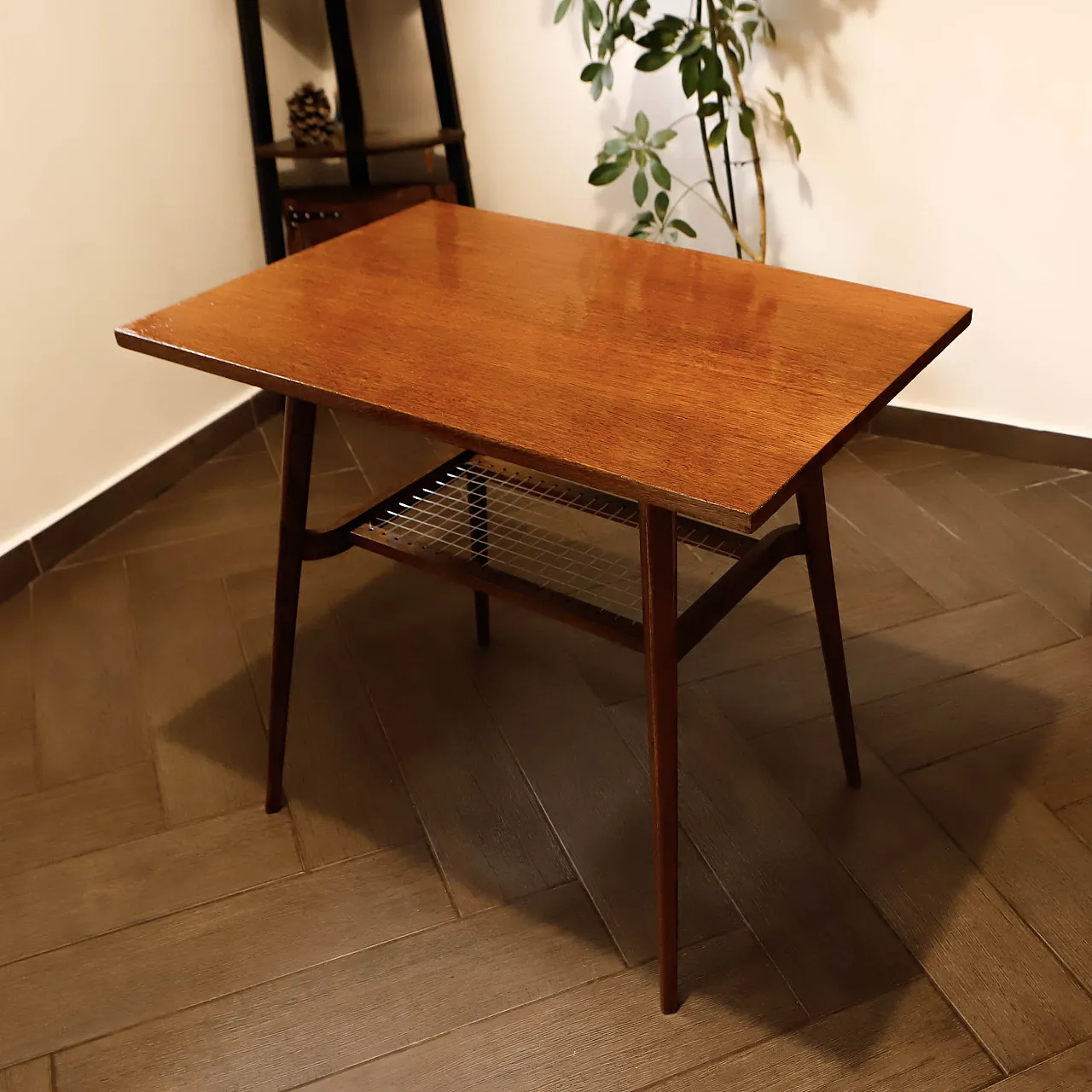 Tavolo retrò di Dřevopodnik Holešov, anni '60 5