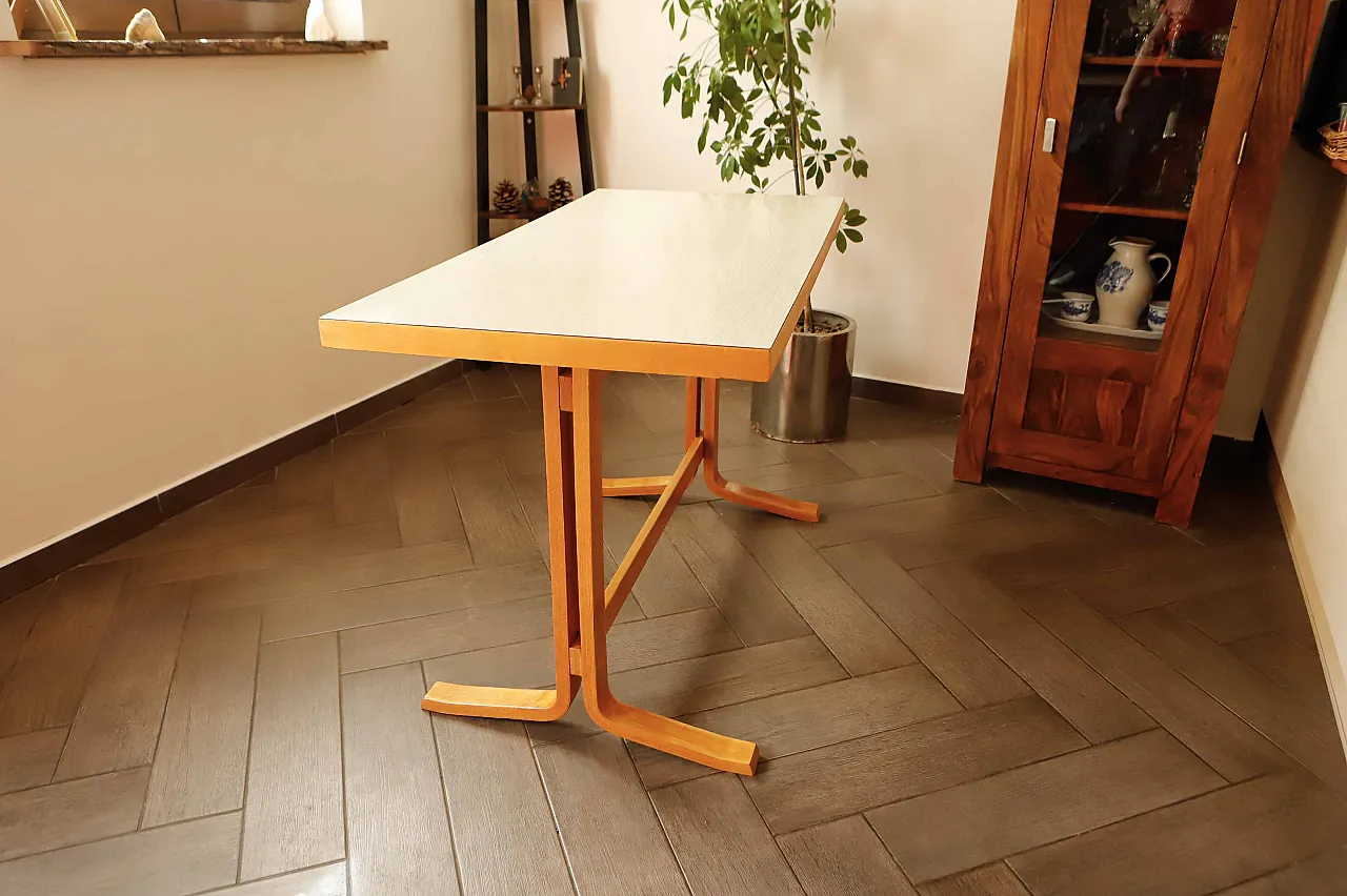 Table with Umakart Top 3