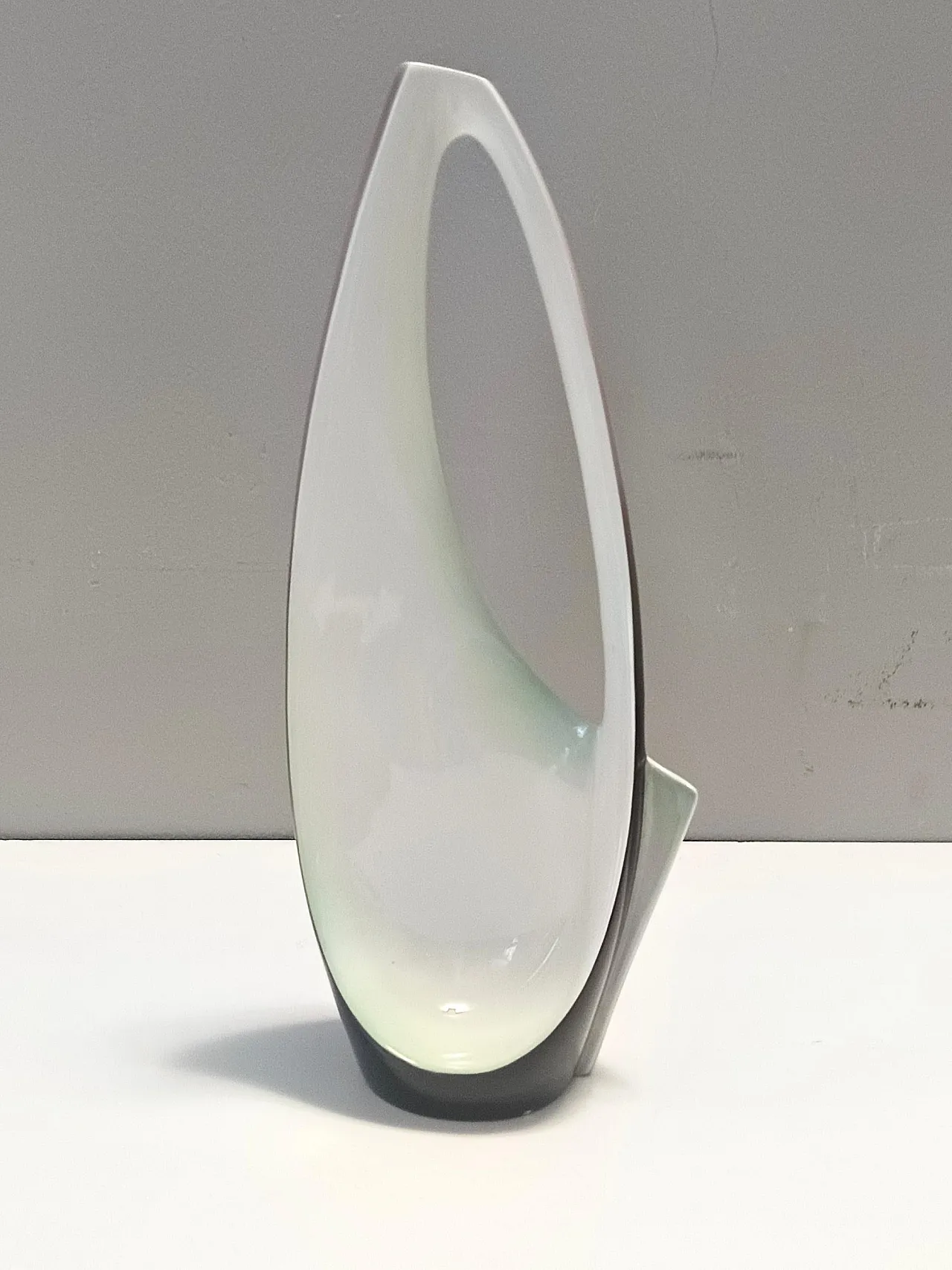 Purple, Pink and White Hand-Painted Ceramic Vase by Ariele, Turin, Italy 8