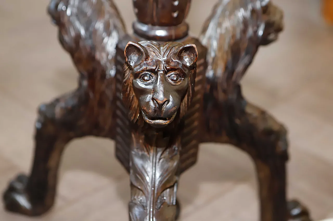 Antique floor lamp with lion motif 18