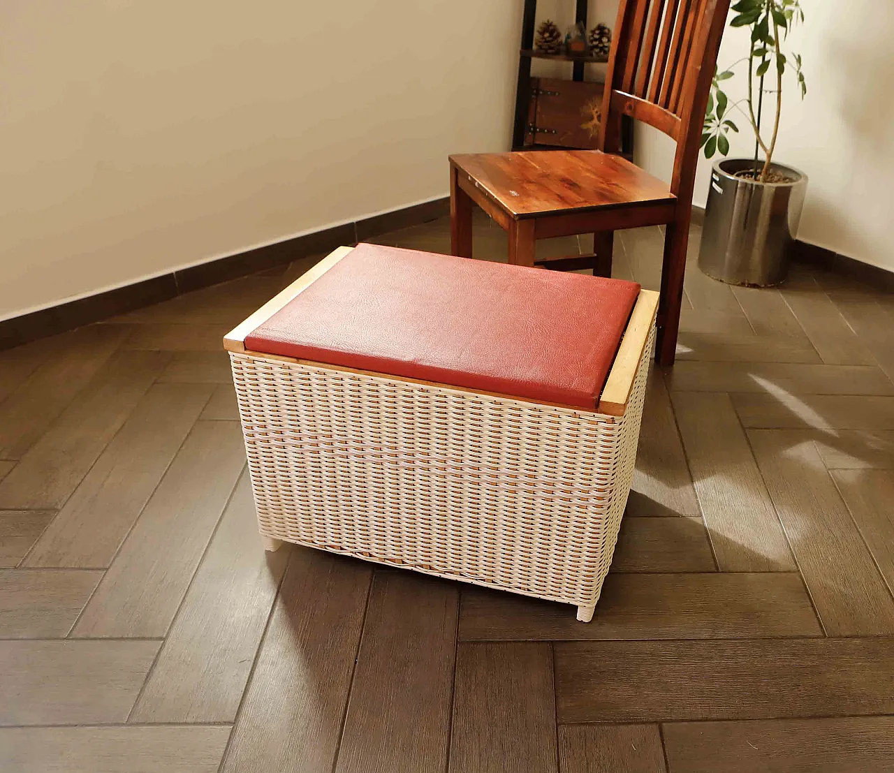 Retro Rattan Chest for Seating and Storage 1