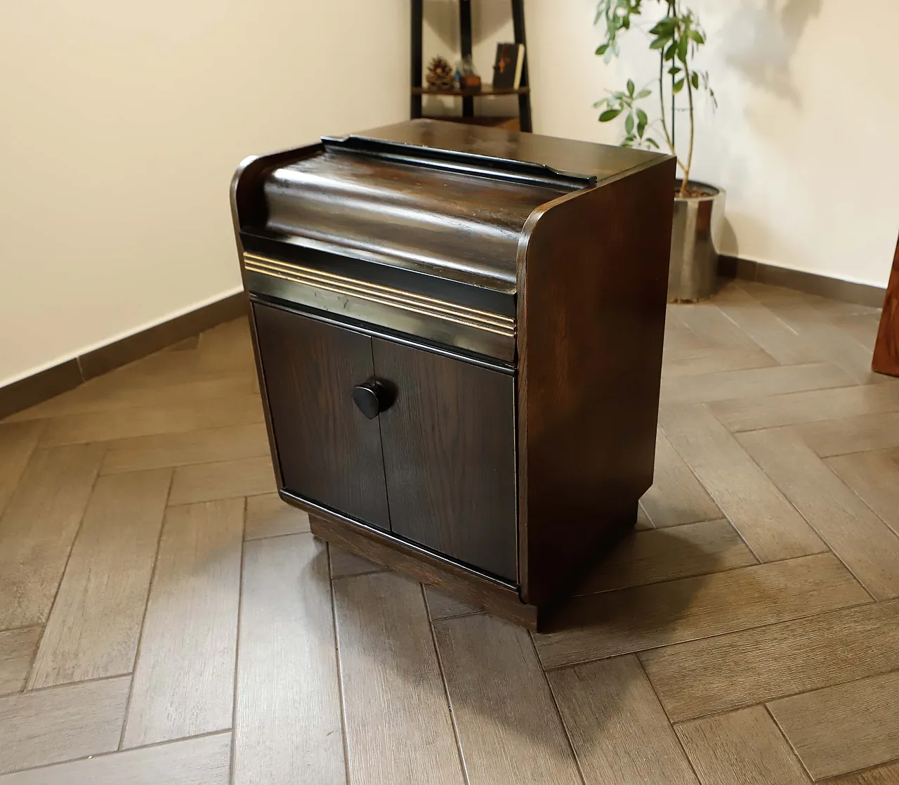Supraphon Bar Cabinet with Tambour Roll-Top 2