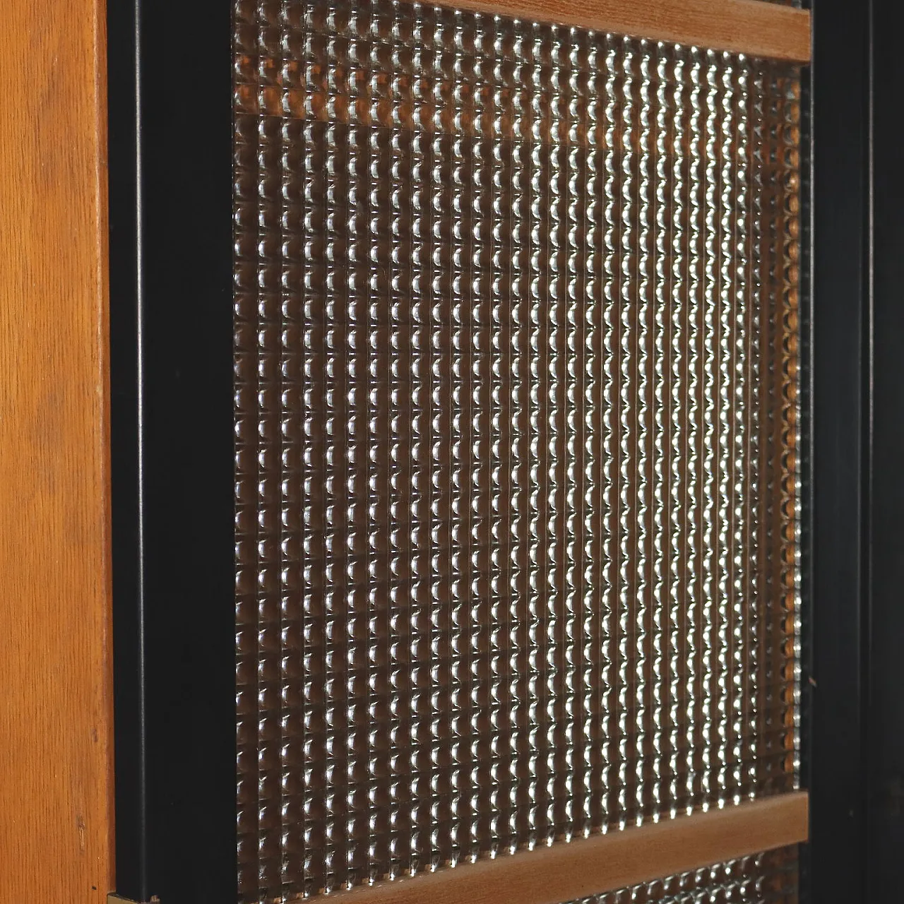 Libreria in legno impiallacciato frassino, legno laccato e vetro, anni '80 4