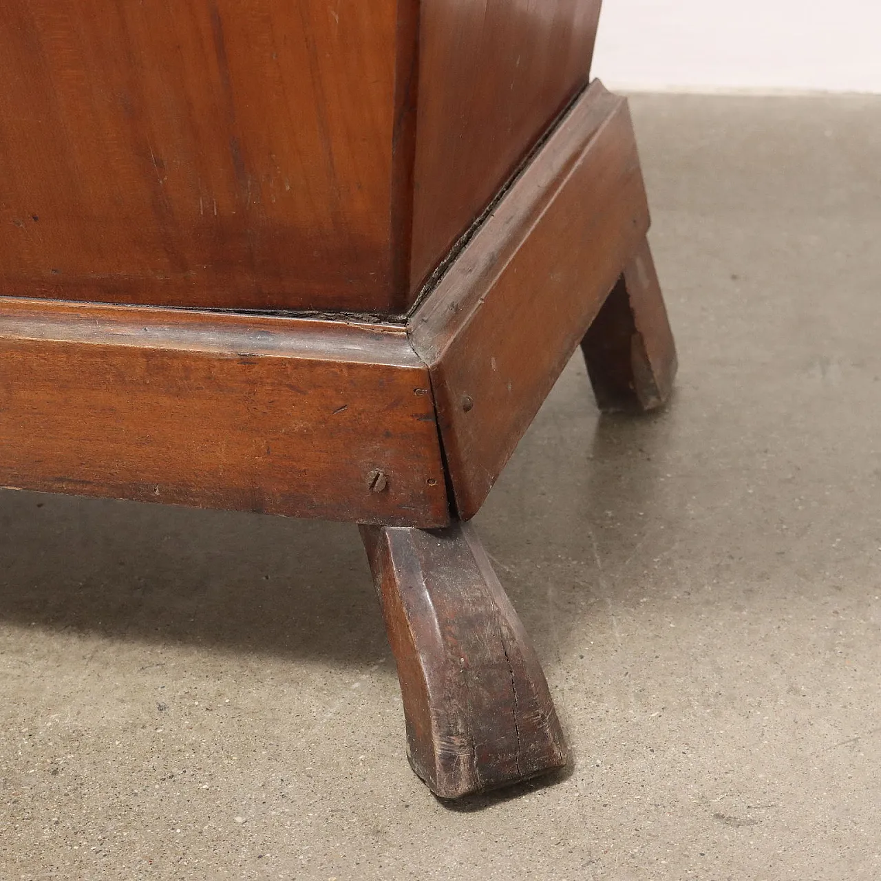 Cassettone in ciliegio con piano apribile, '800 6