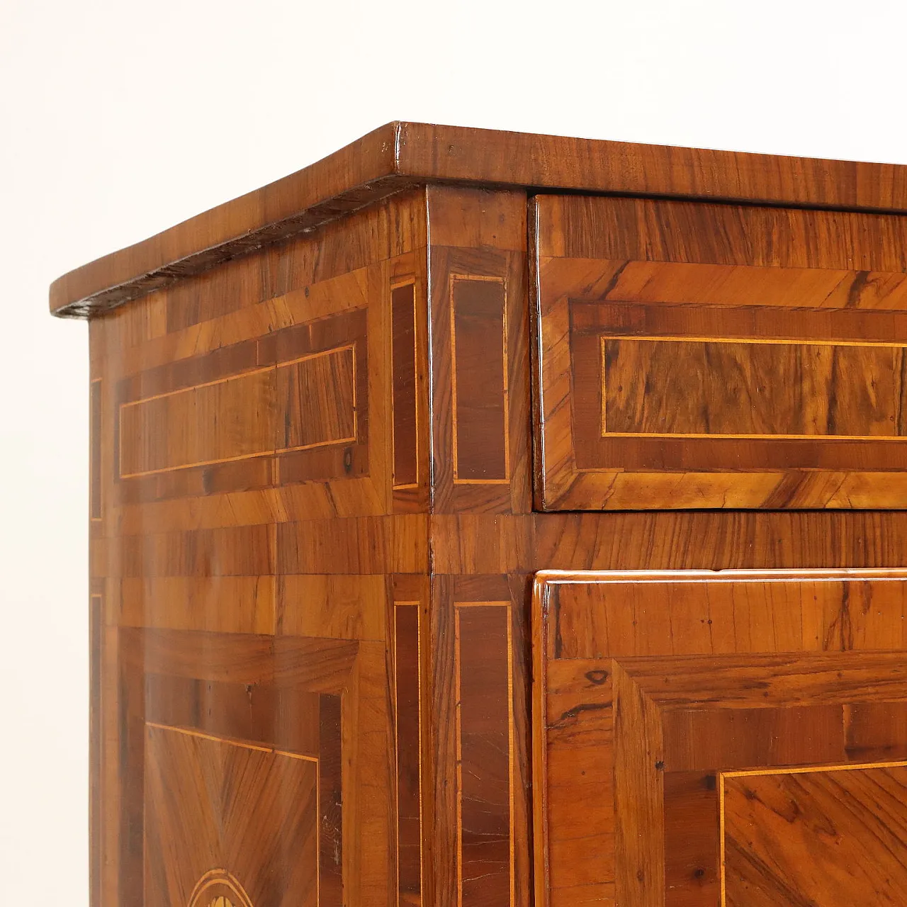 Pair of Neoclassical Chests of Drawers, 18th century 4