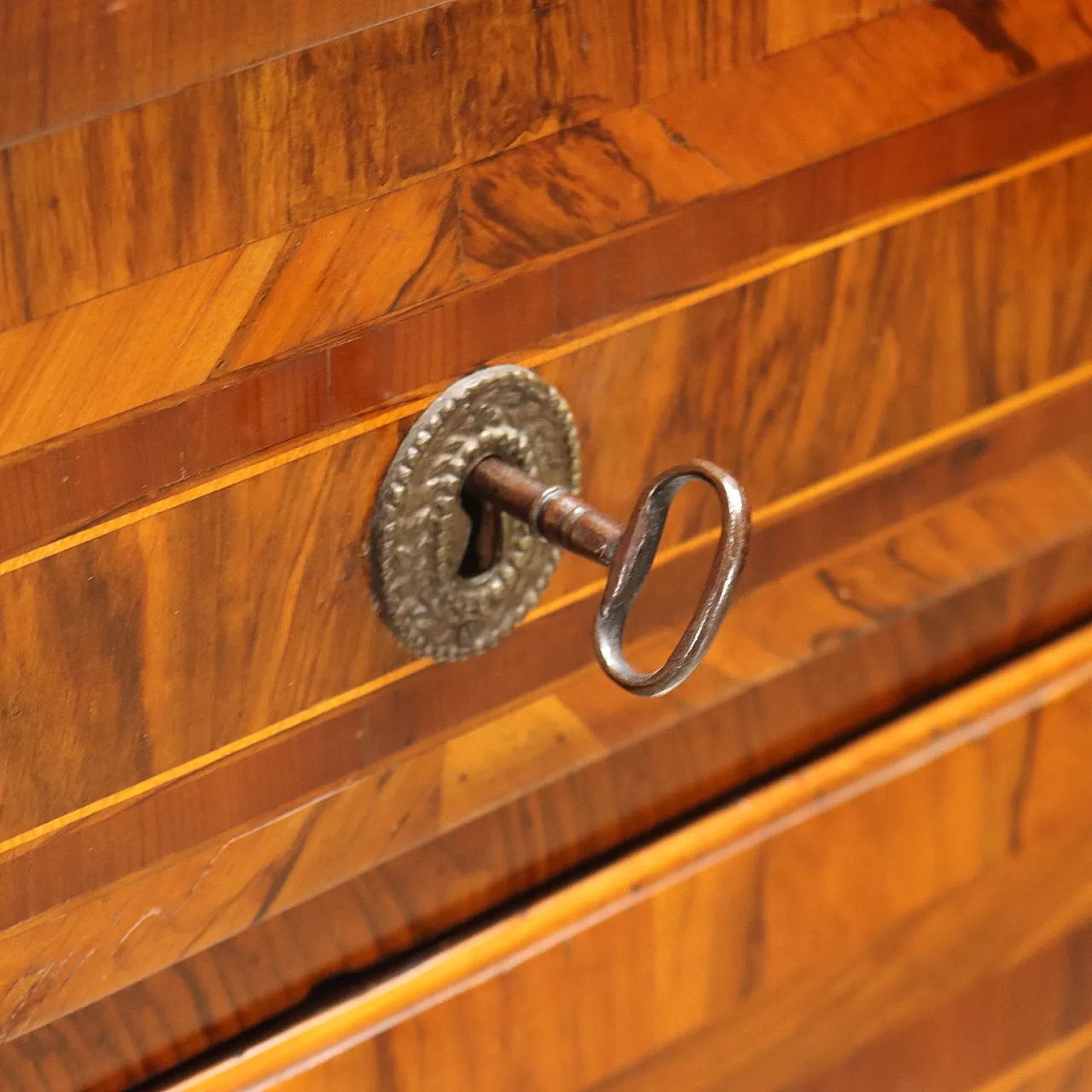 Pair of Neoclassical Chests of Drawers, 18th century 6