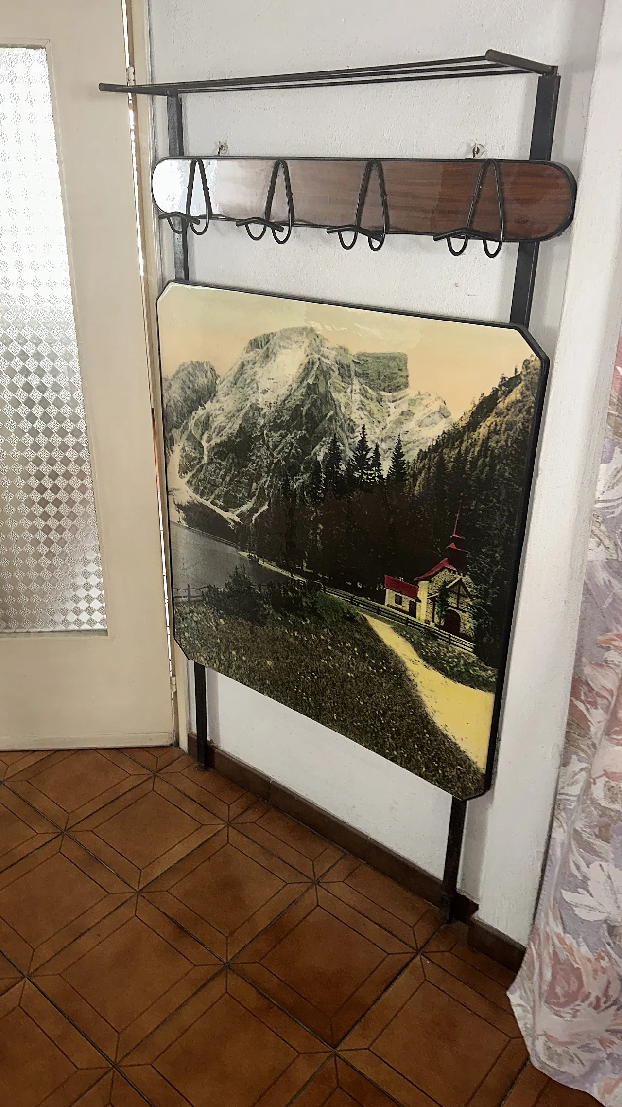 Appendiabiti con quadro, anni '60 4