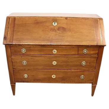 Ancient limelight in walnut wood, '700