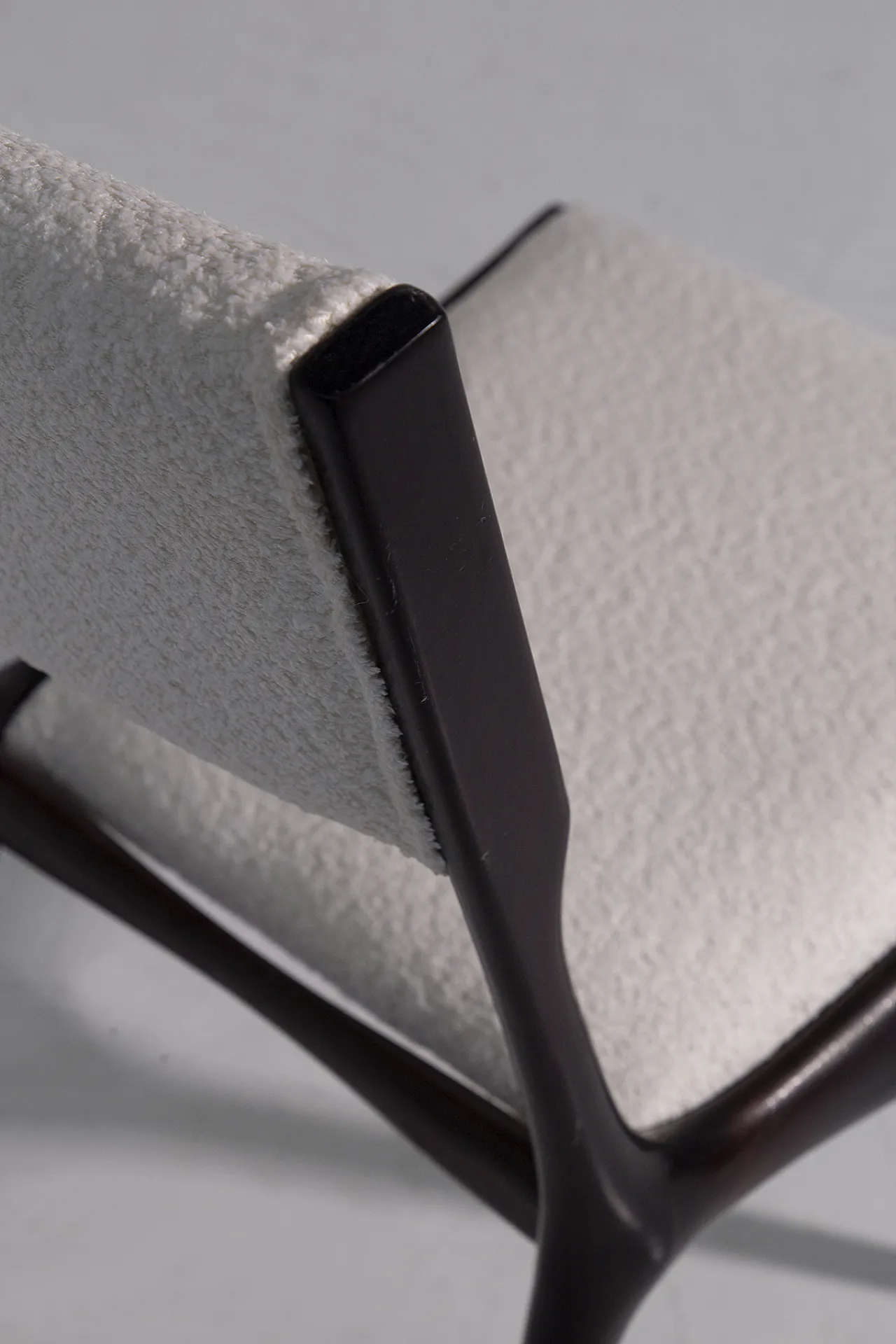 6 sedie mod. 634 di Carlo de Carli in velluto bouclé bianco, anni '50 7