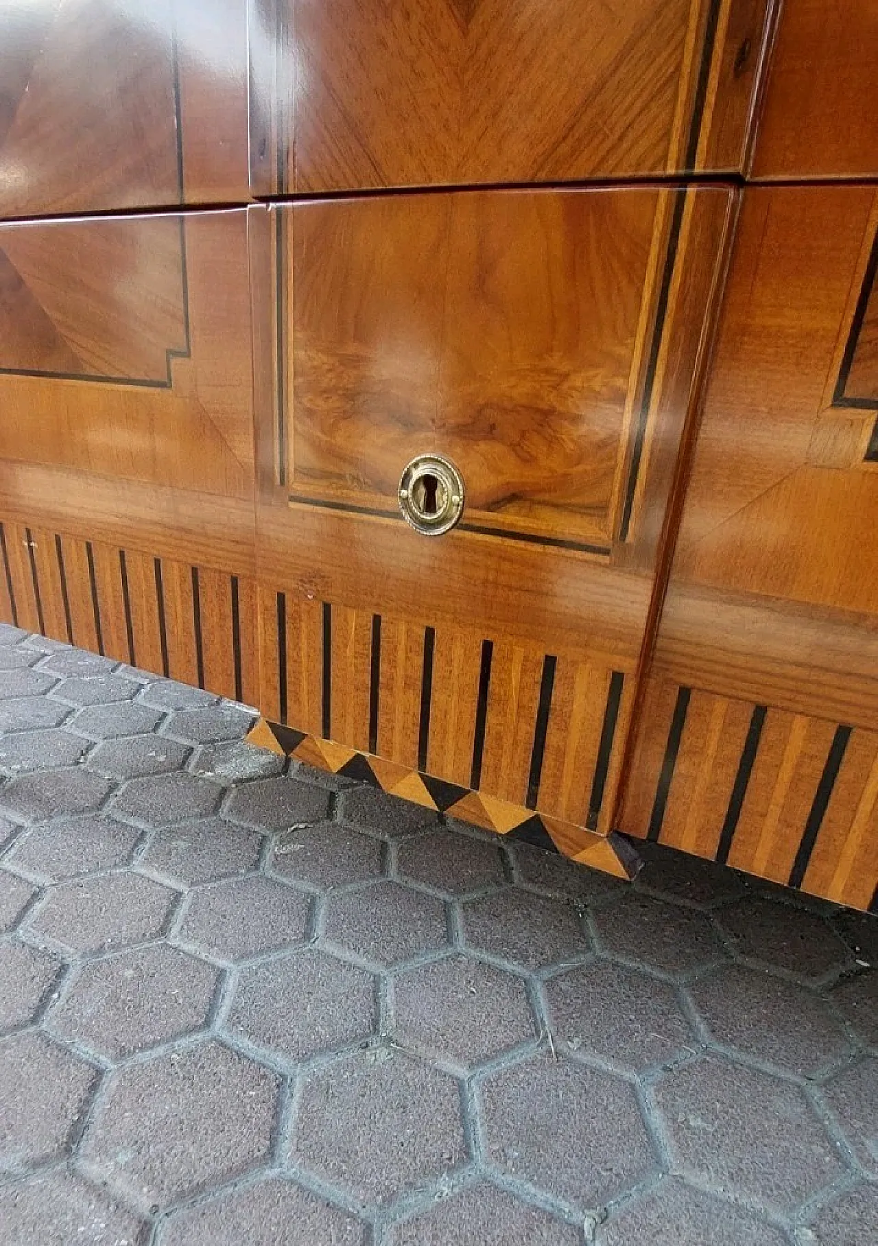 Cassettiera intarsiata in varie essenze stile Luigi XVI, '800 7