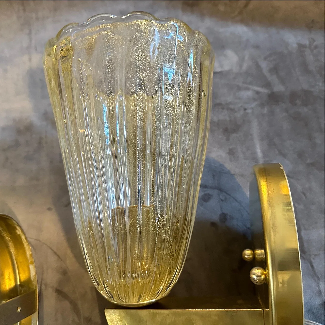 Coppia di applique in vetro di Murano e ottone stile Barovier, anni 90 9