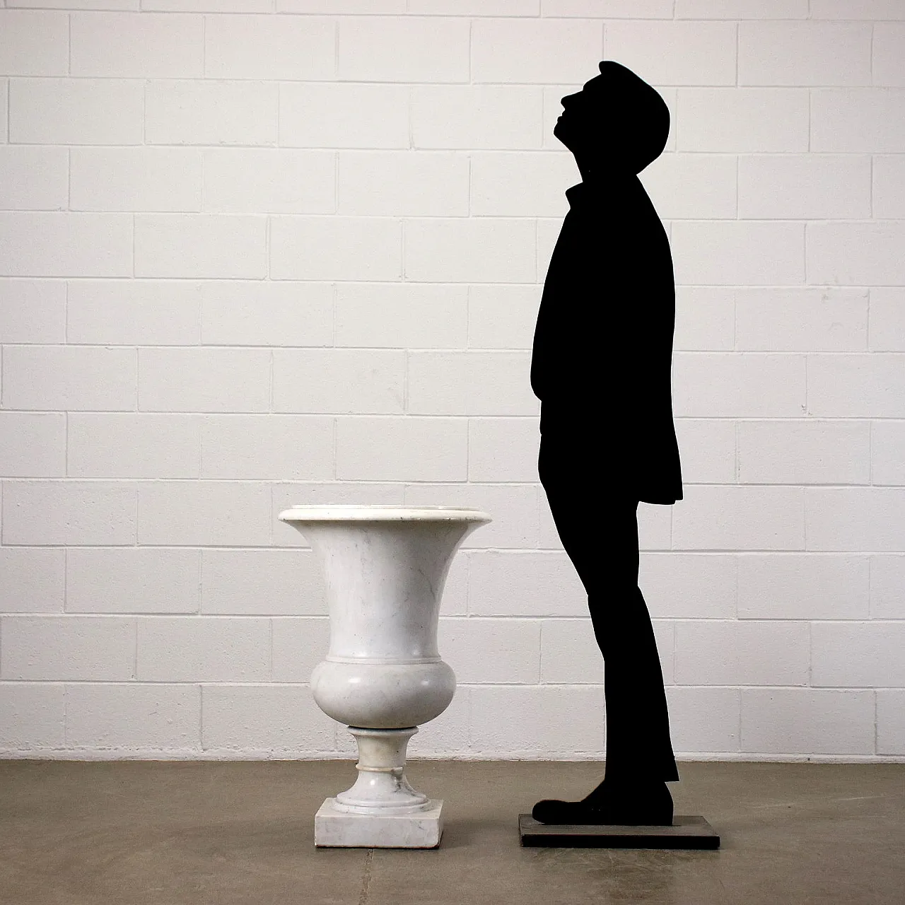 Medici vase in white Carrara marble 2