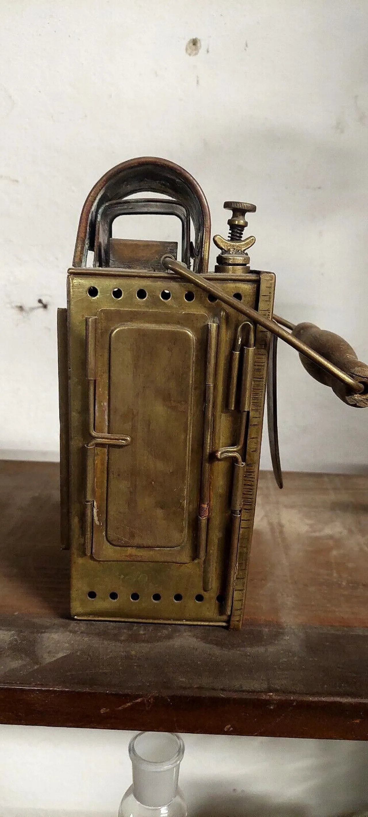 A. Sartorius Wuppertal lamp in brass and colored glass, 1960s 4