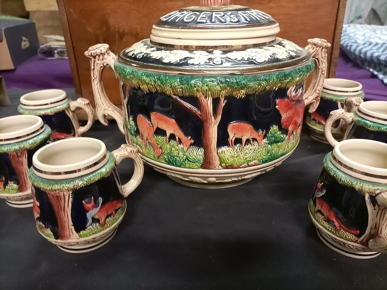 Ceramic tureen with 6 cups from West Germany, early 20th century 3