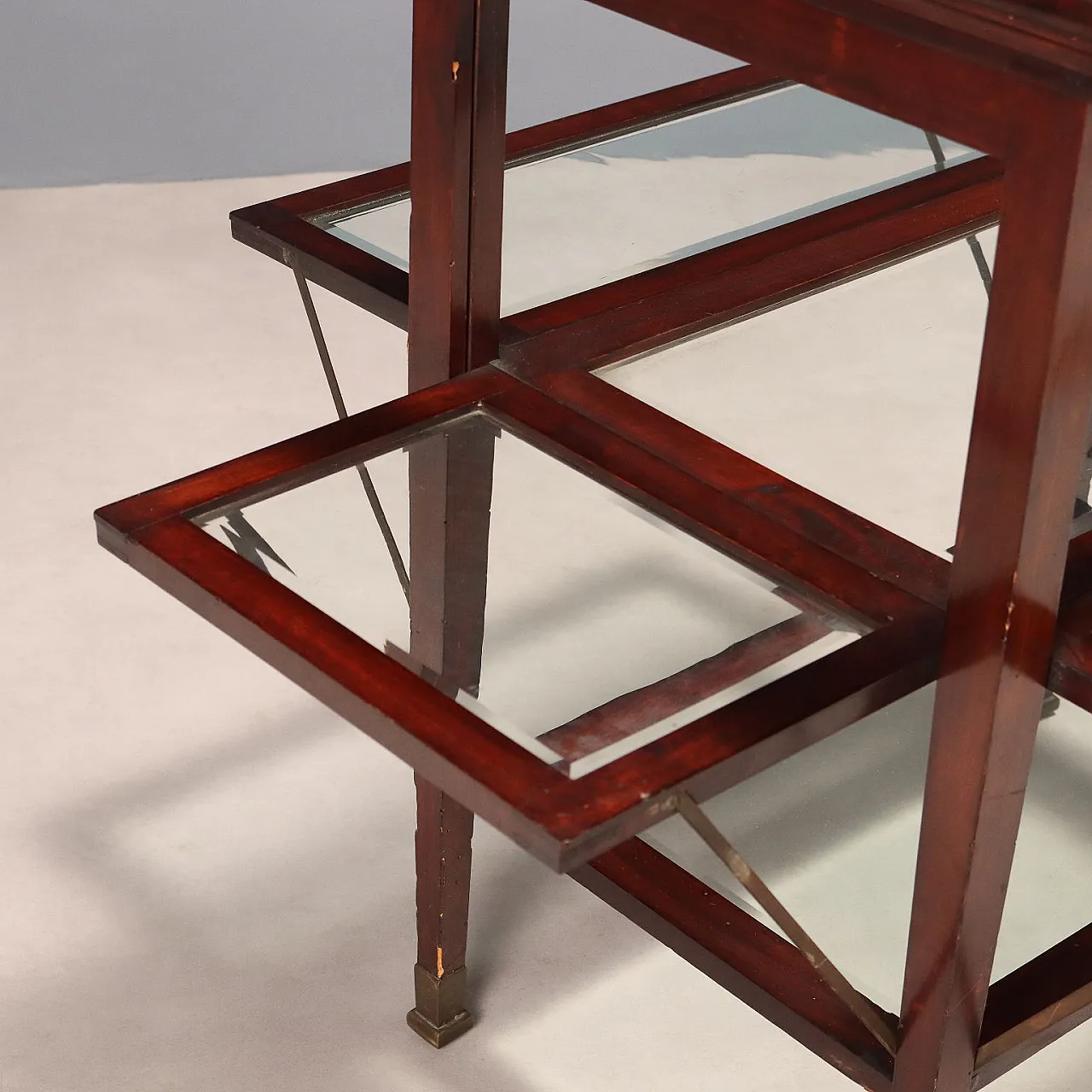 Art Nouveau table in mahogany, glass and brass, 19th century 7