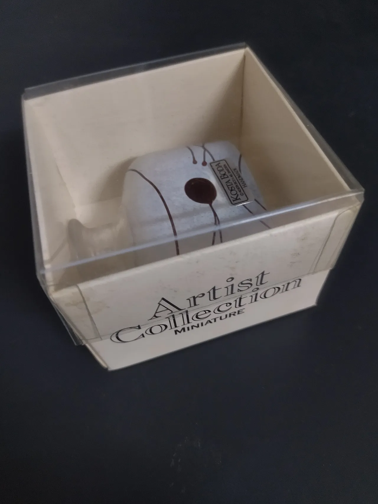 Kosta Boda Vallien Galaxy Red Collection Bottle 3