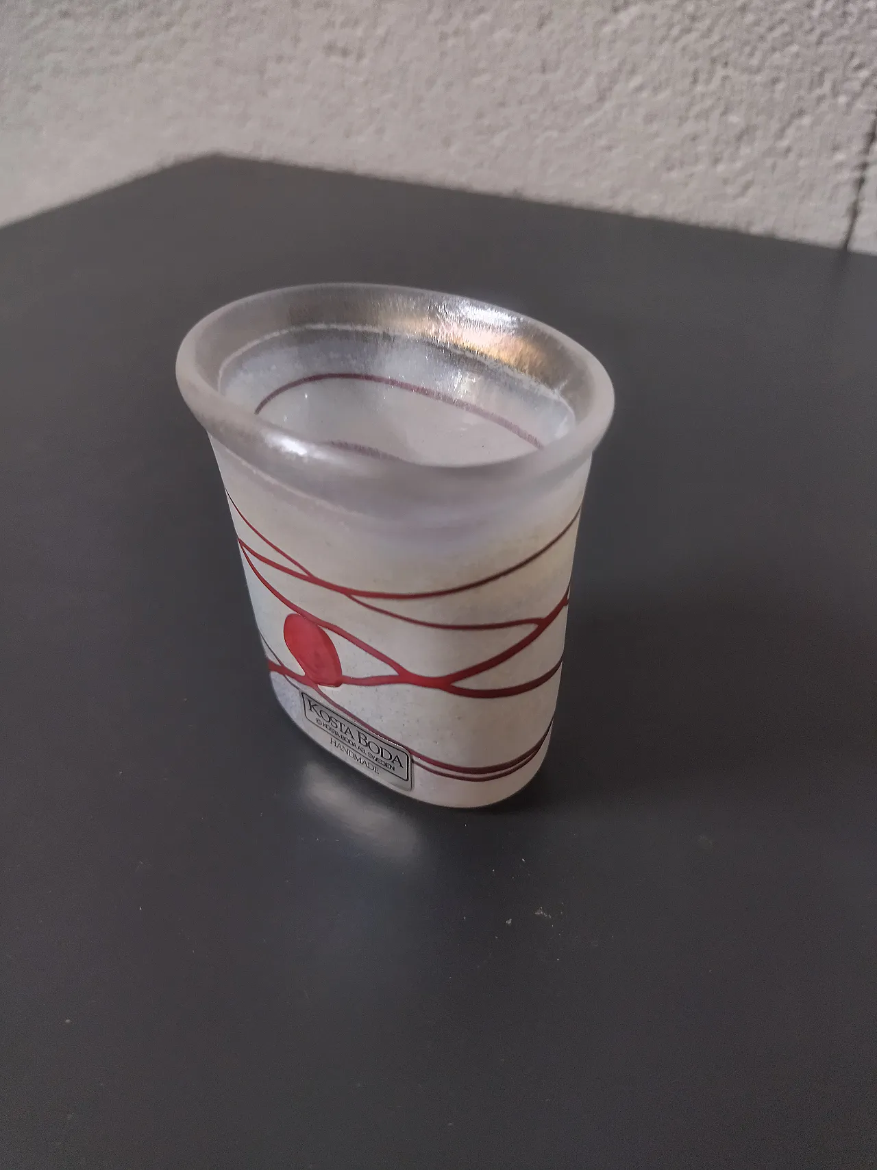 Kosta Boda B. Vallien Galaxy Red Collection Vaso 4