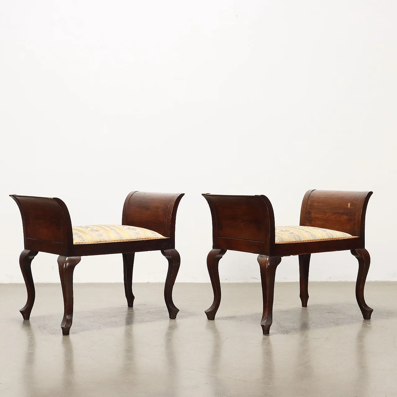 Coppia di sgabelli, primo '900 7