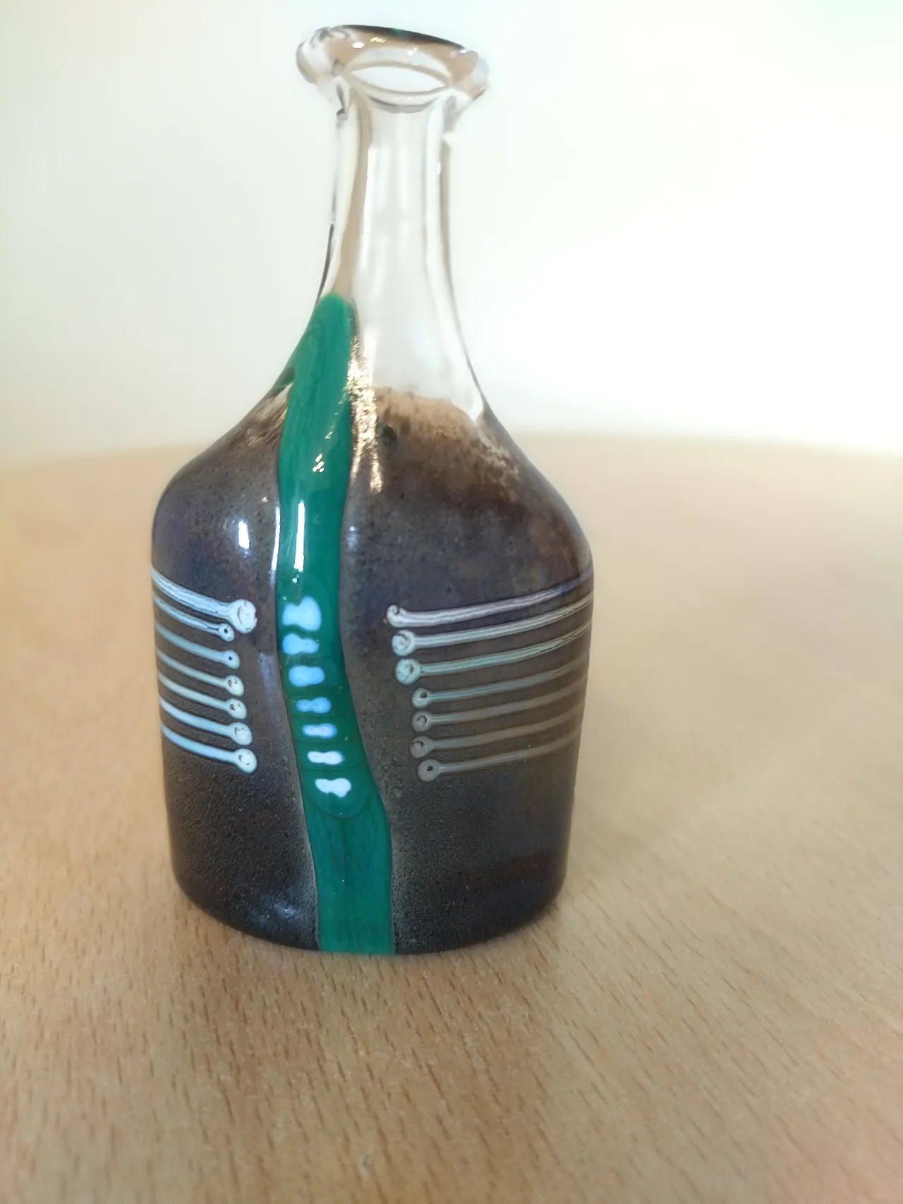 Bottiglia in vetro soffiato Ateljé di Kosta Boda 4