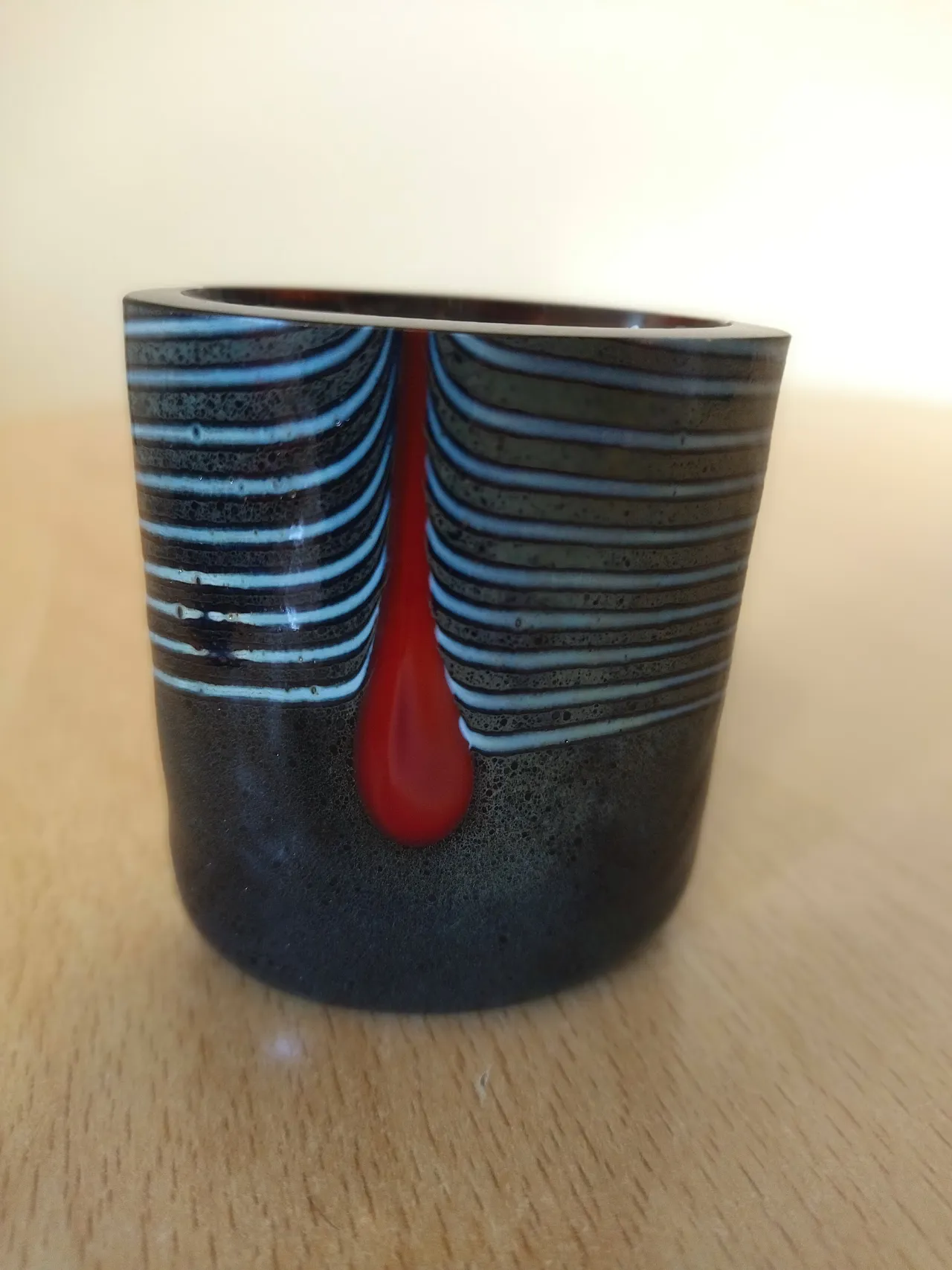 Vaso in vetro soffiato Ateljé di Kosta Boda 2