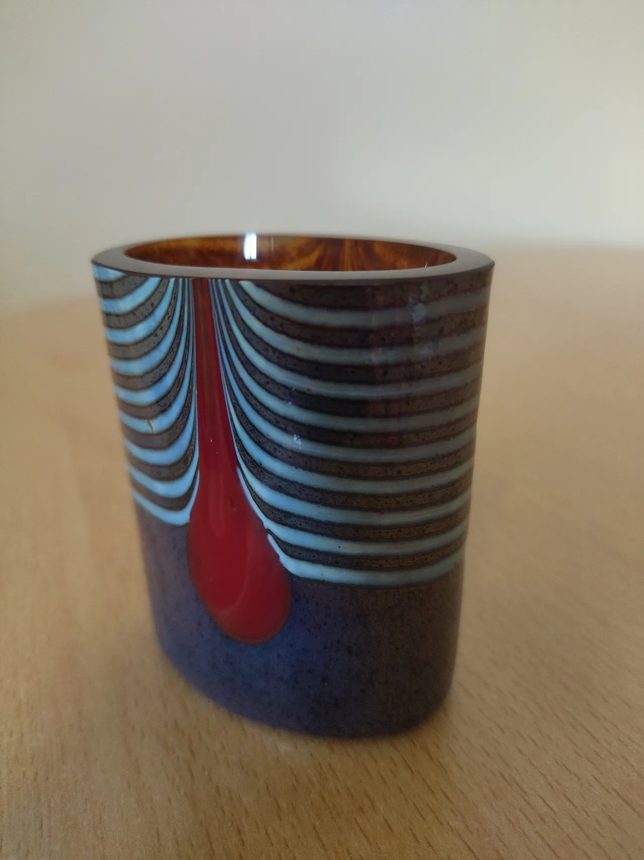 Vaso in vetro soffiato Ateljé di Kosta Boda 4