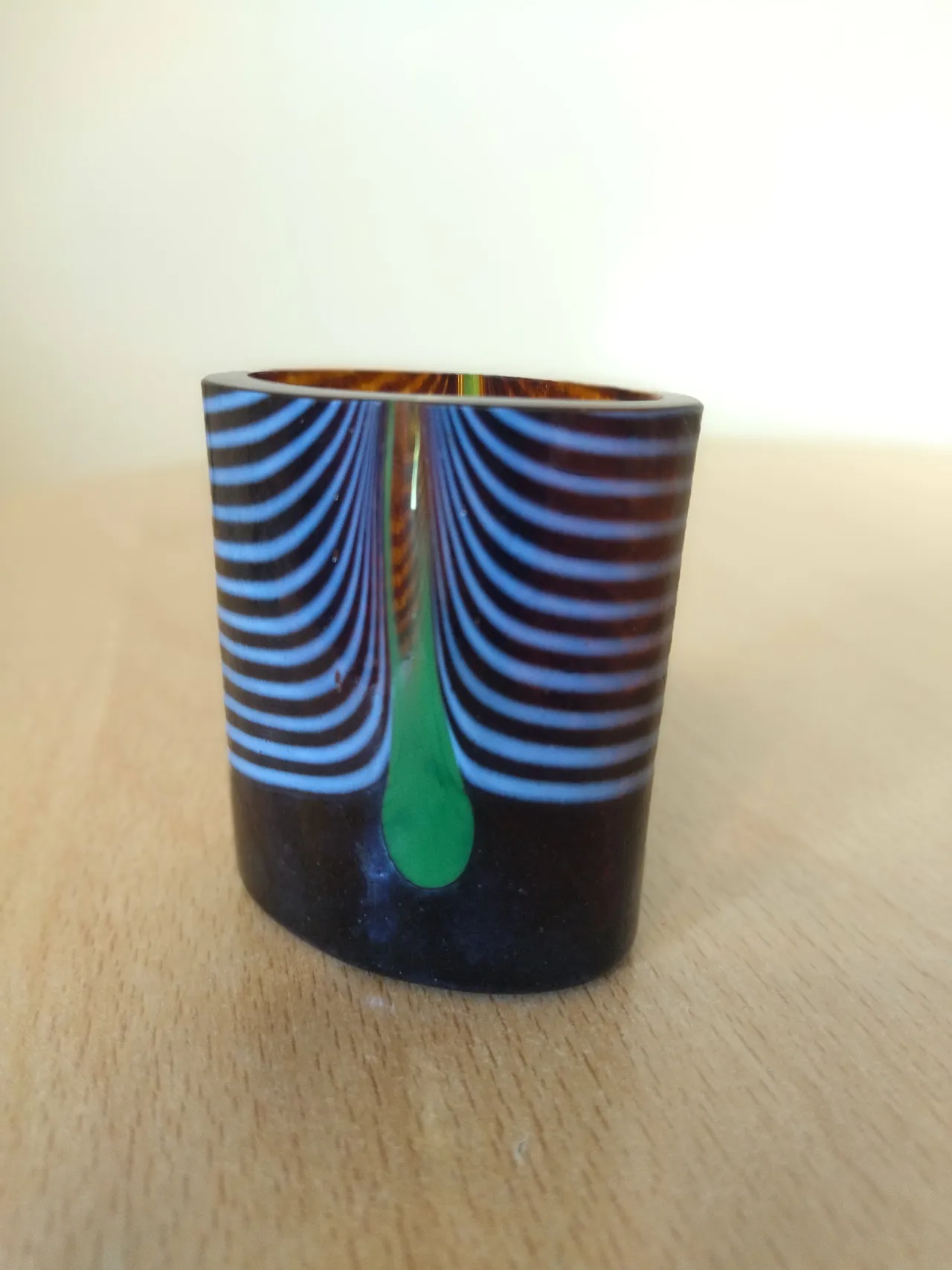 Vaso in vetro soffiato Ateljé di Kosta Boda 3