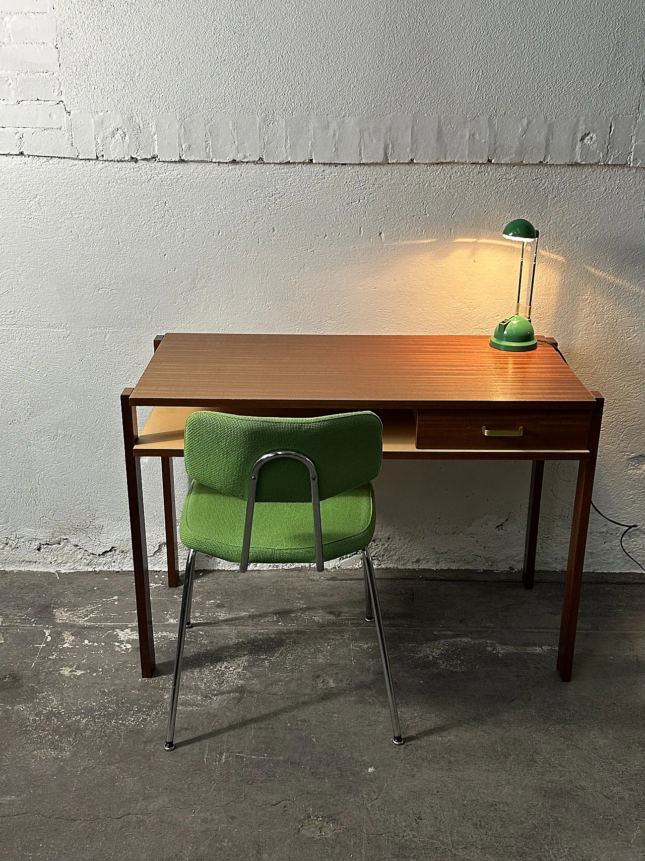 Scrivania scandinava in teak, anni '60 9