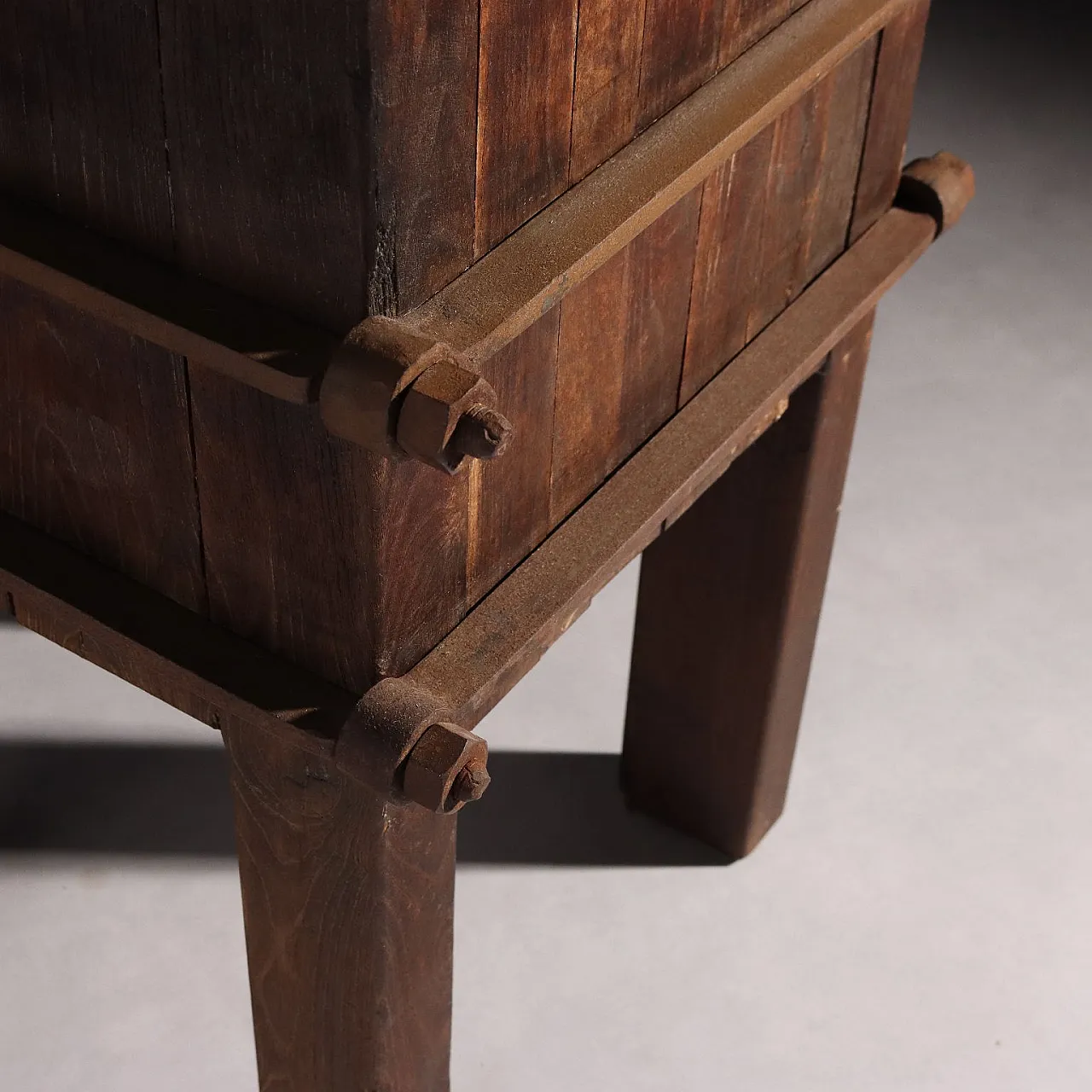 Solid oak cutting board, 20th century 2