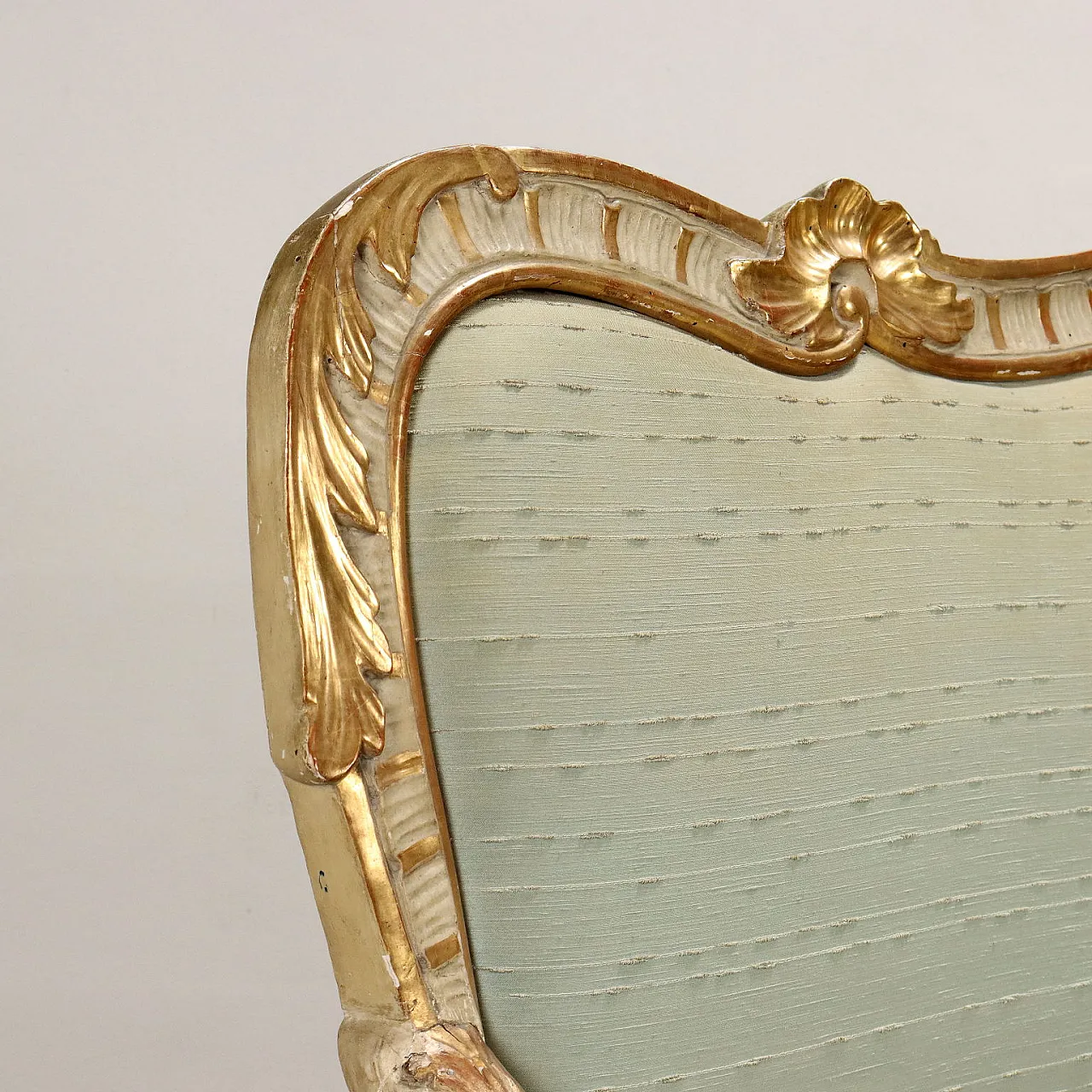 Divano Eclettico in legno intagliato, dorato e laccato, metà '800 4