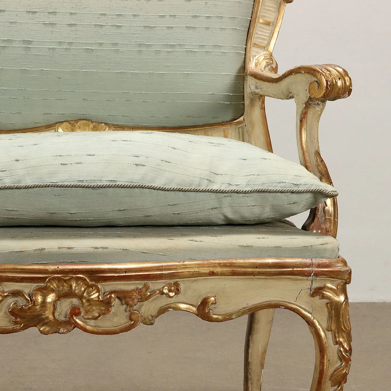 Divano Eclettico in legno intagliato, dorato e laccato, metà '800 7