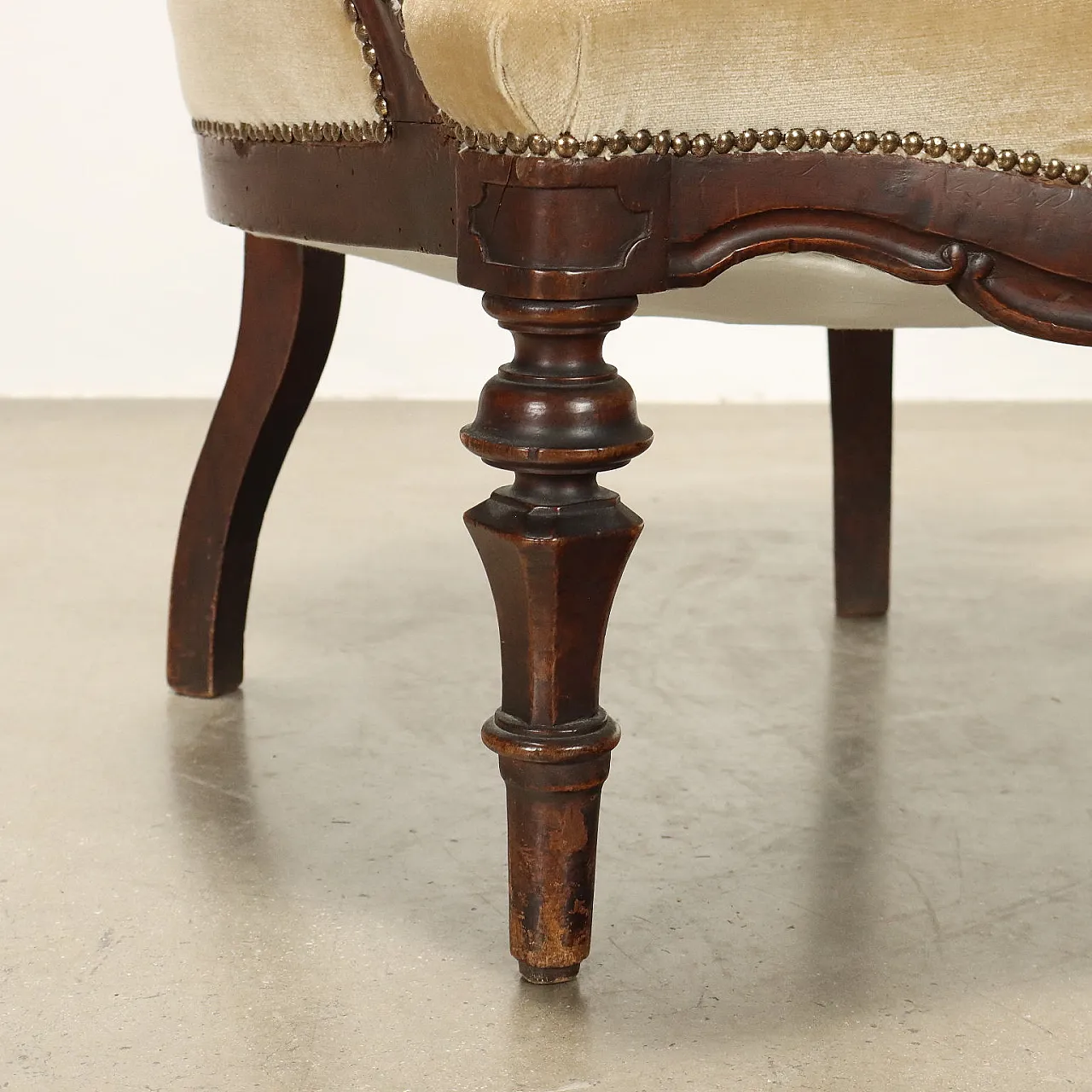 Poltrona Umbertina in legno, fine '800 5