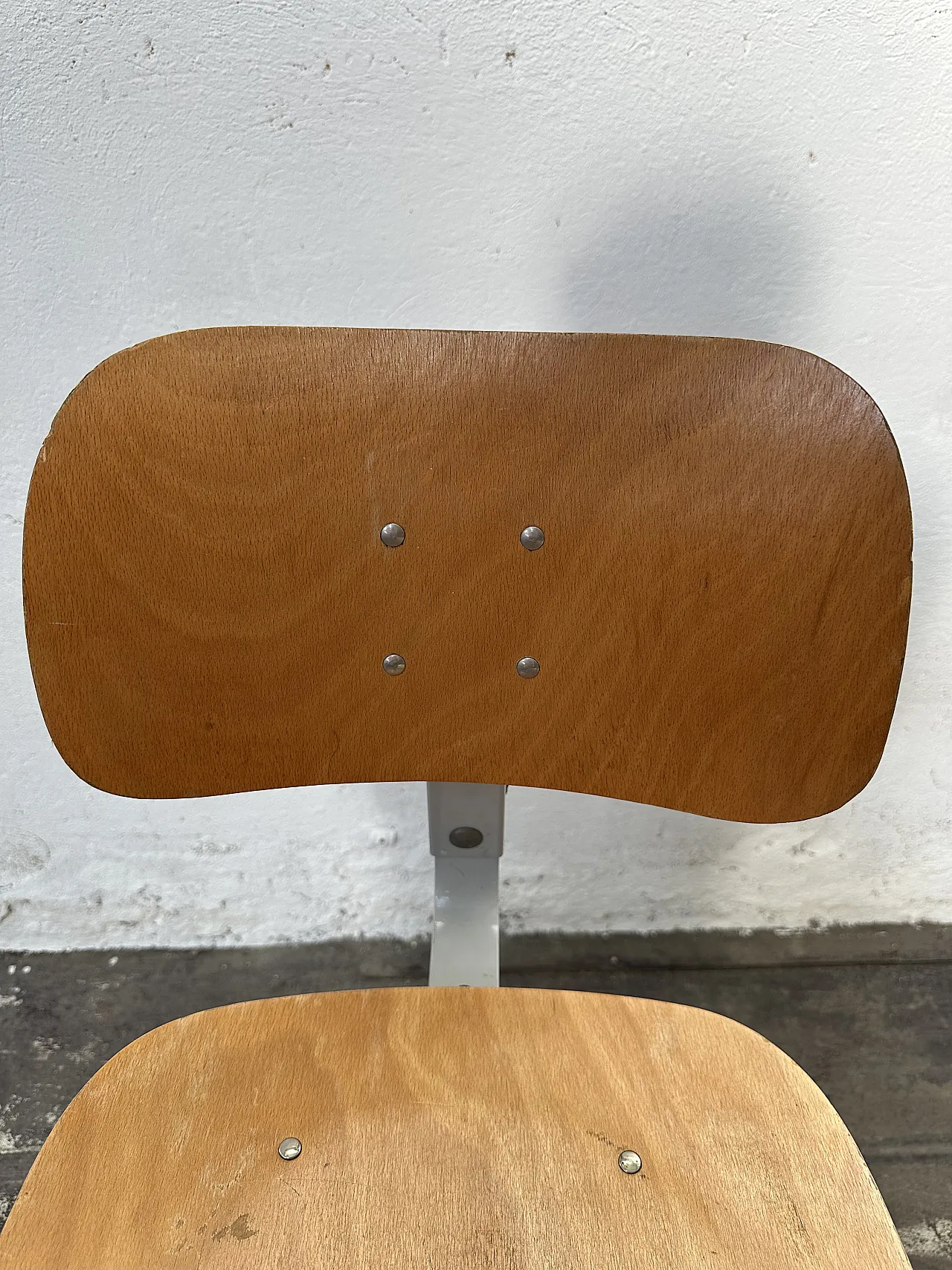 Industrial chair by Bao, 70s 7
