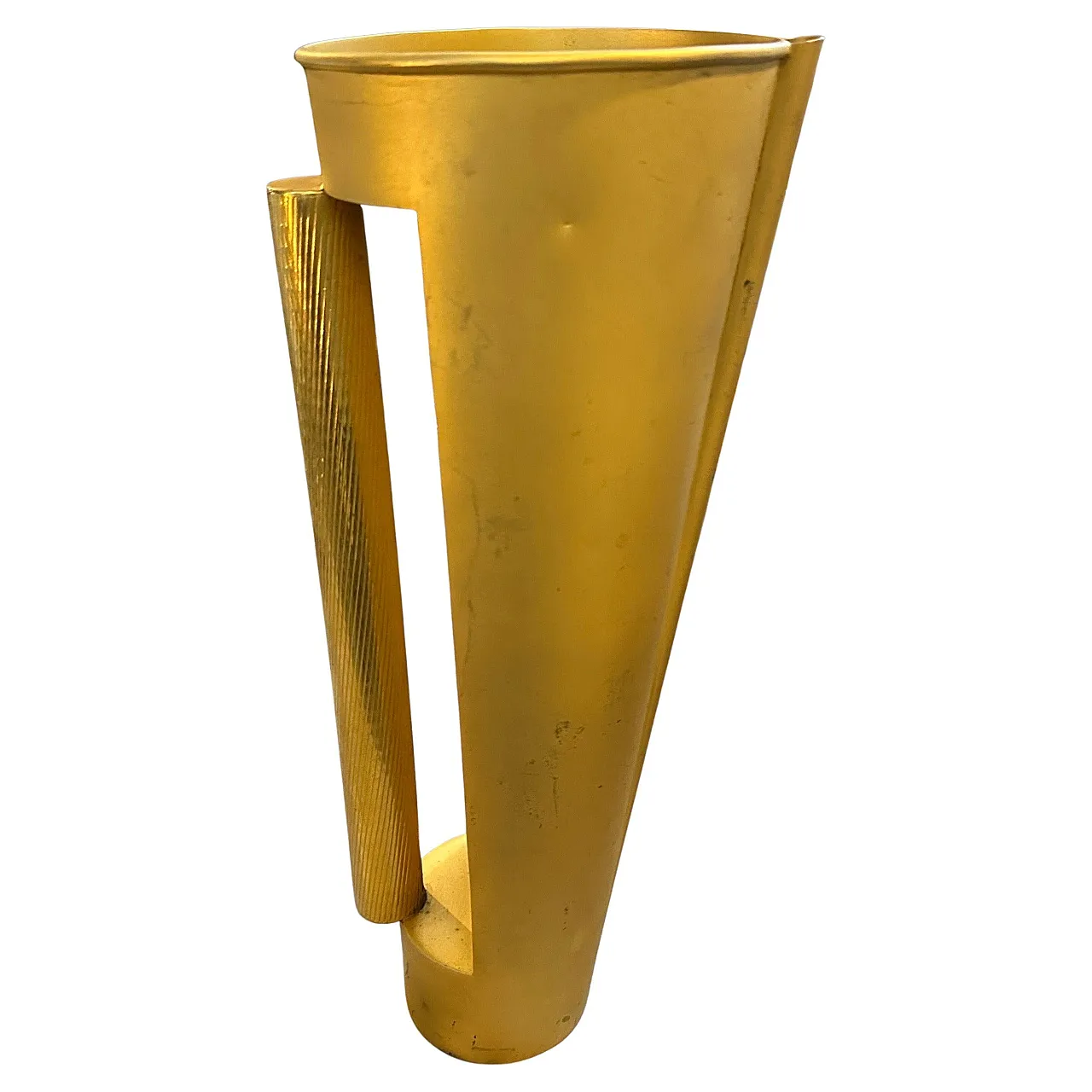 Sculptural jug vase in golden metal, 1970s 1