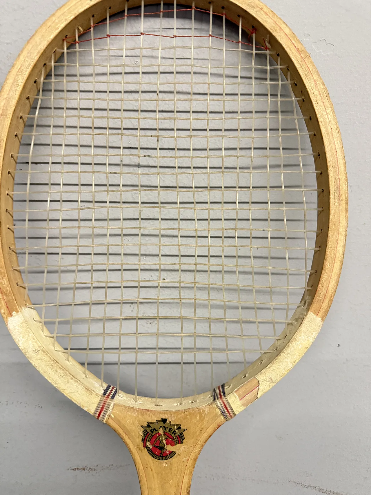 Coppia di racchette tennis Goodyear in legno, anni'60 6