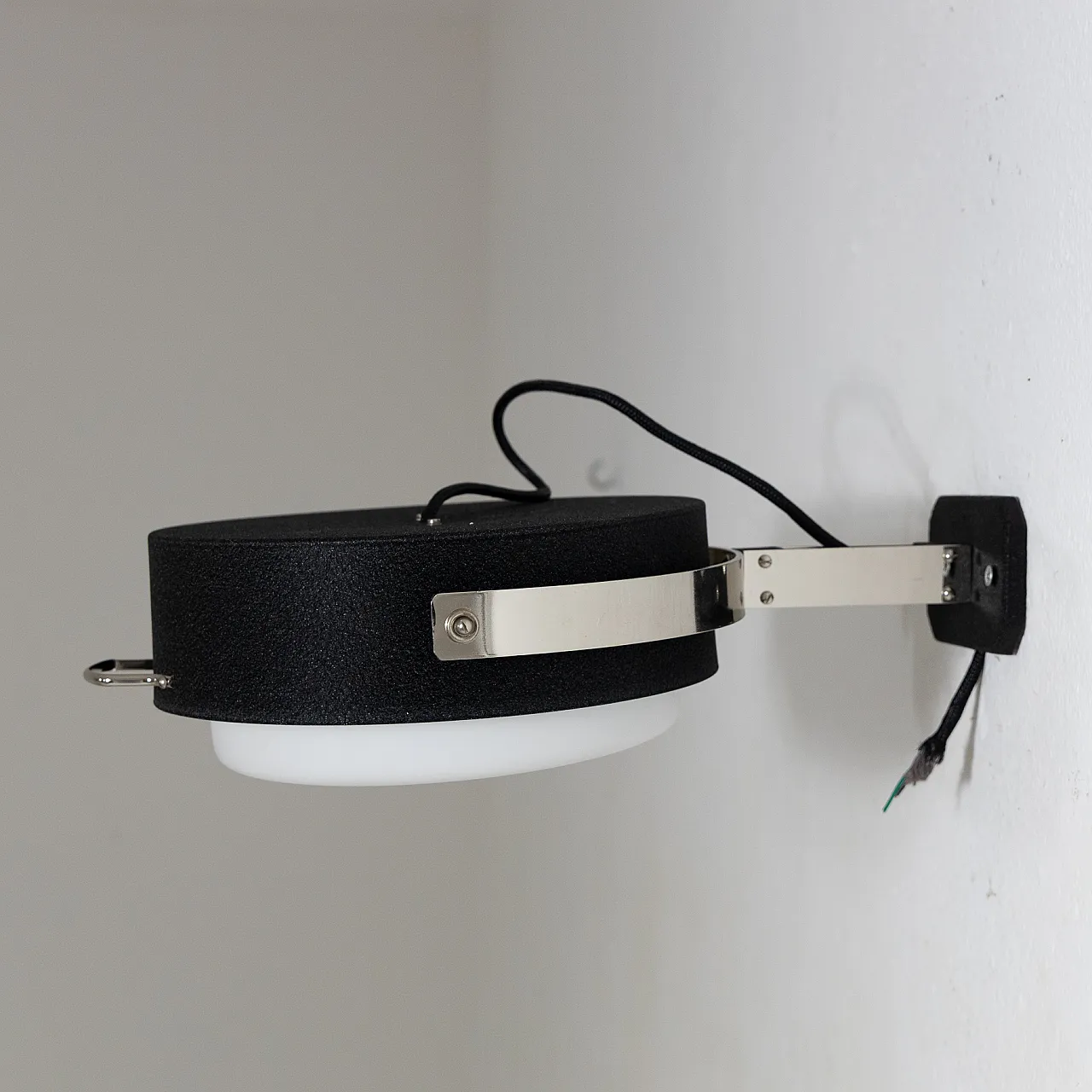 Lampada da parete Targetti modello 2/051, anni '80 5