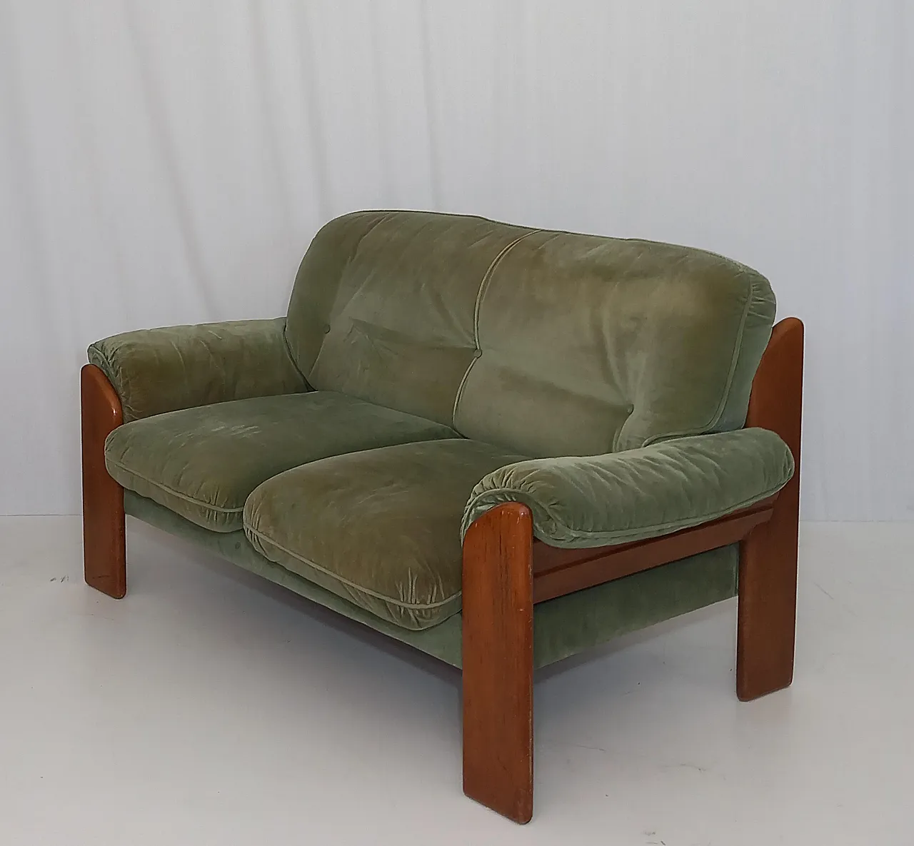 Living room set by Mobilgirgi, 1970s 12