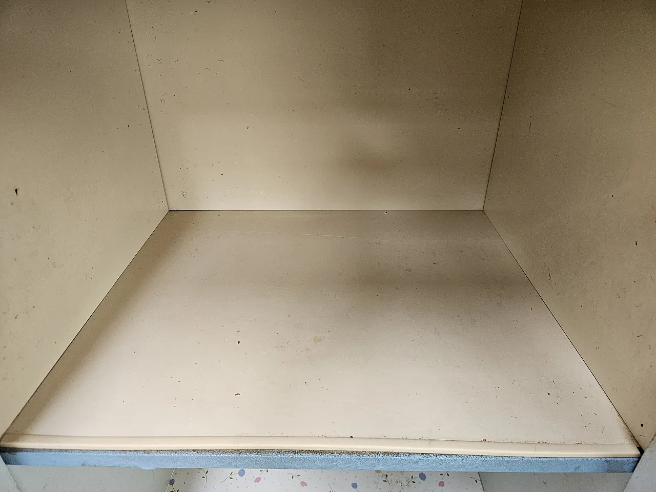 Kitchen Credenza in Formica White Marble Effect, 1970s 20