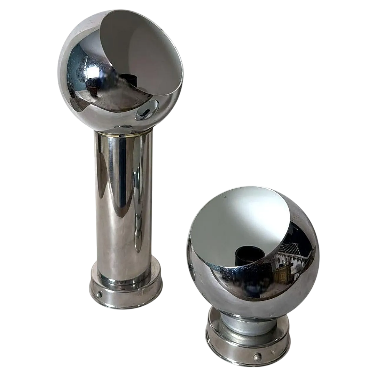 Coppia di appliques in stile Reggiani in metallo nichelato, anni '70 16