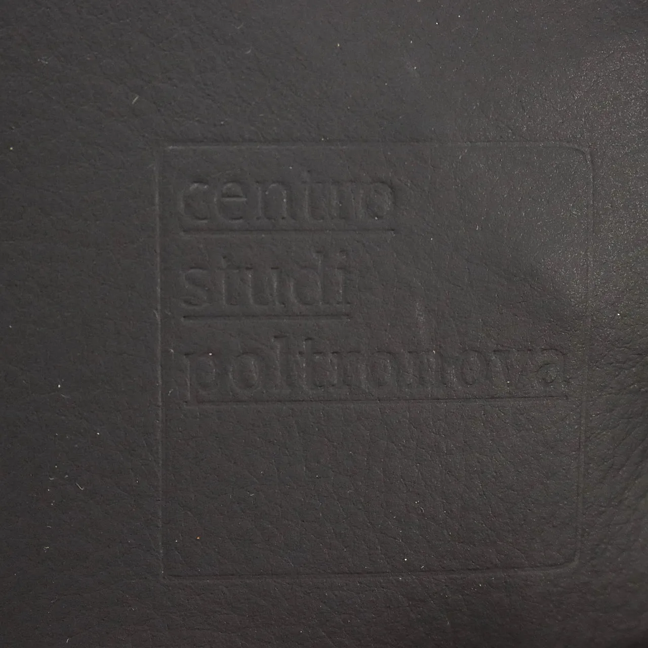 Divano Saratoga di Lella e Massimo Vignelli per Poltronova, anni 2000 8