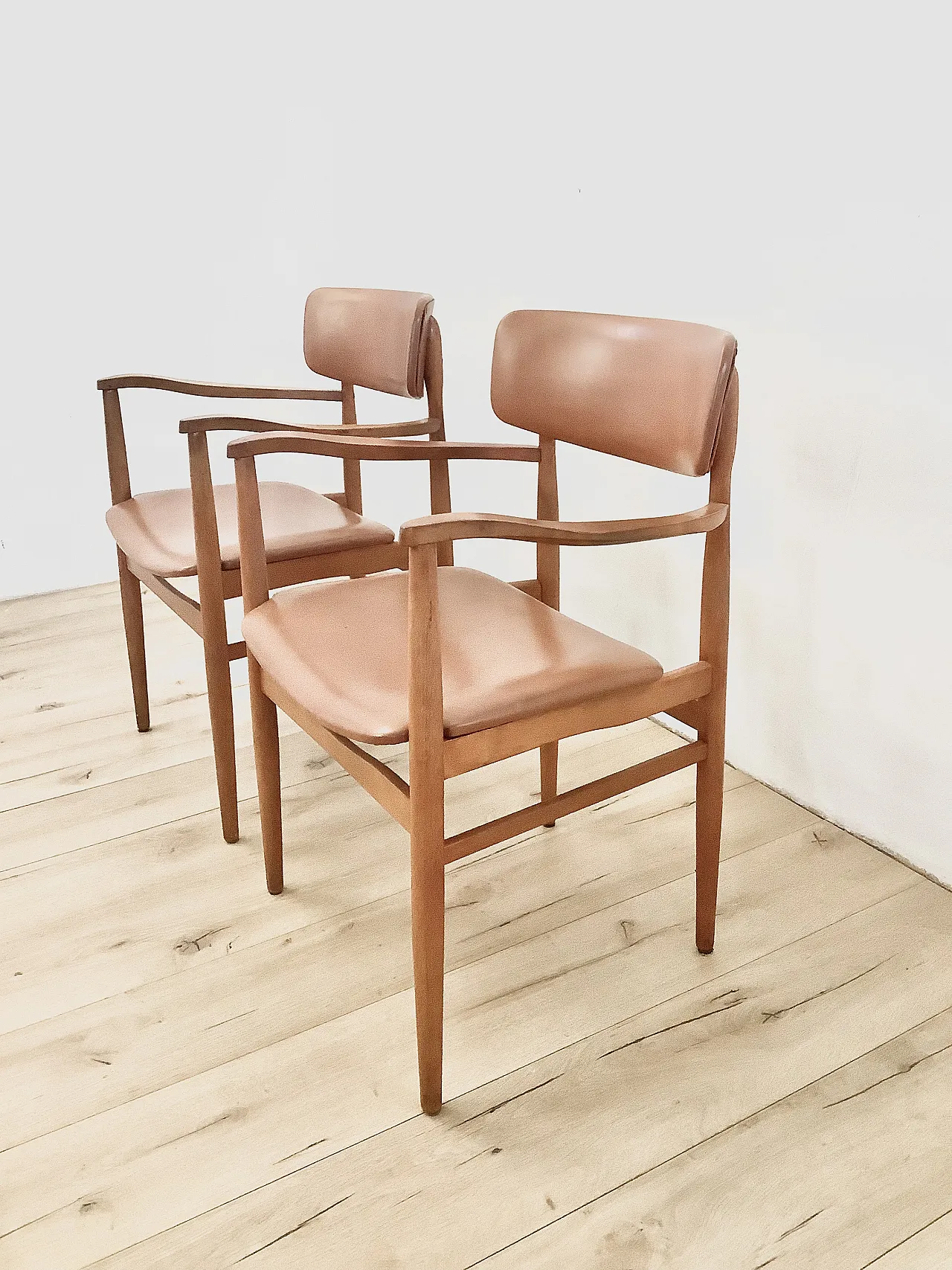 Scandinavian -style armchairs pair in the 50s in Scandinavian style 9