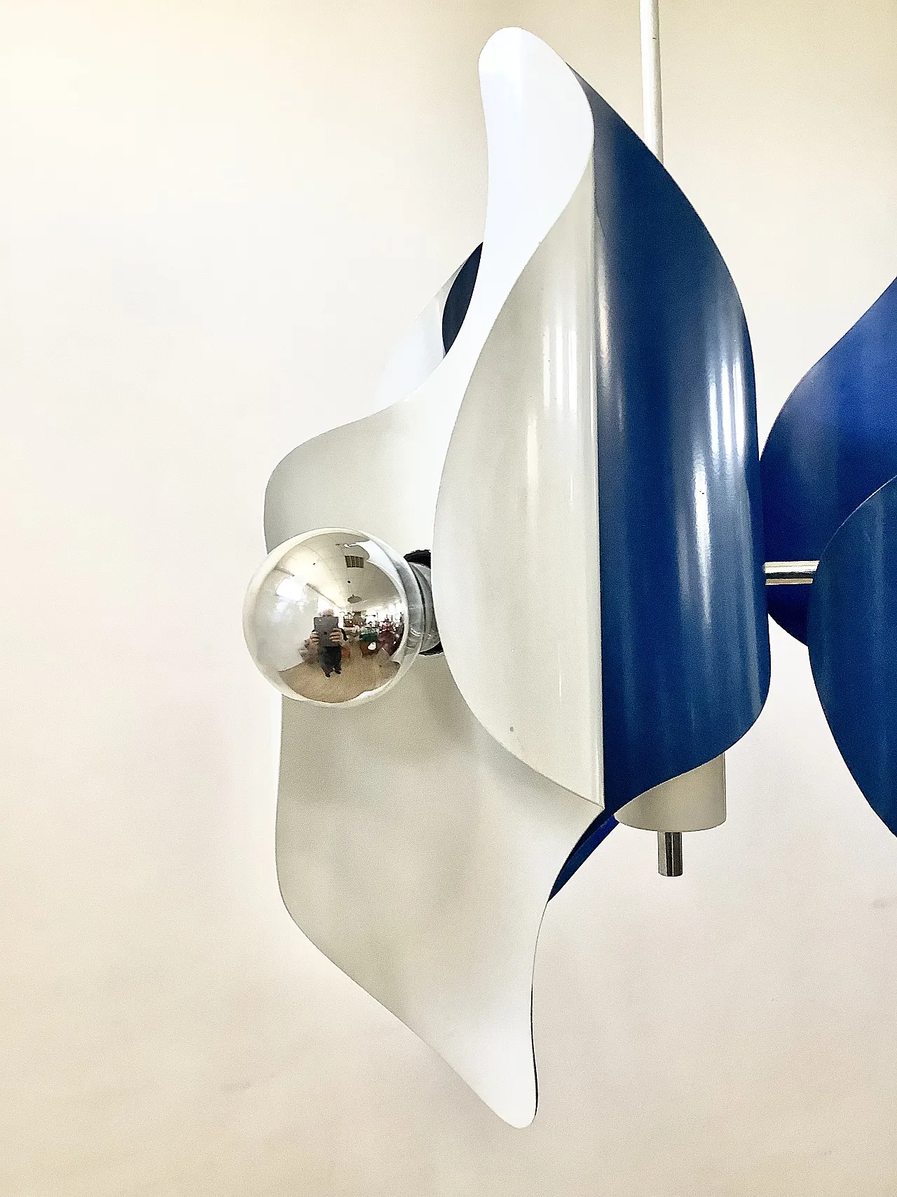 60s chandelier with three lights 2